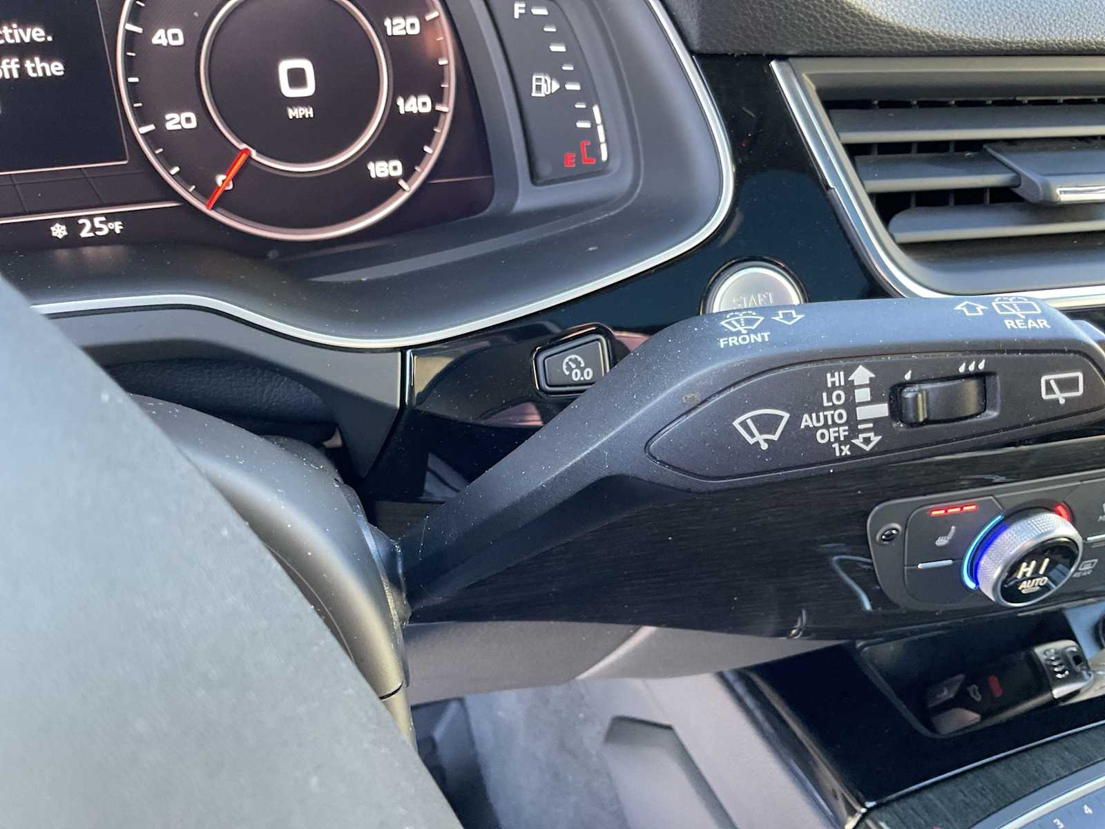 Thumbnail: 2019 Audi Q7 - 25