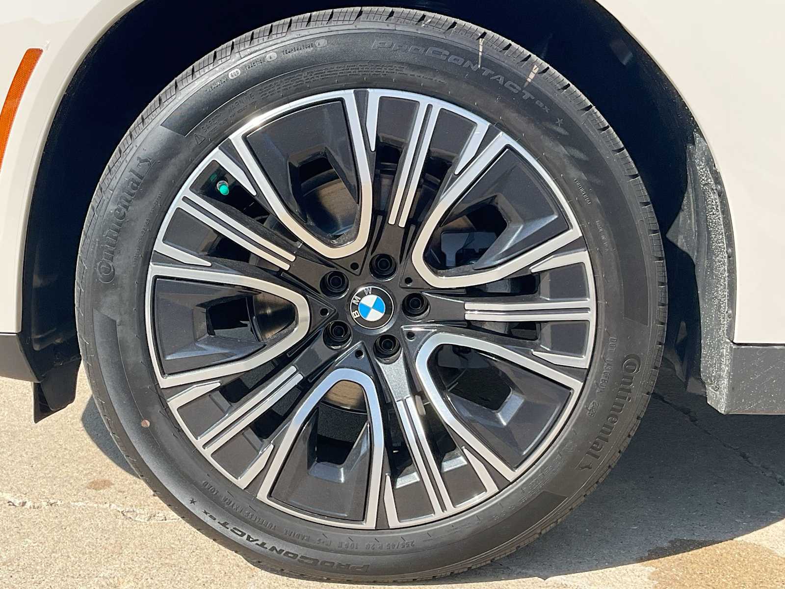 Thumbnail: 2026 BMW X3 - 14