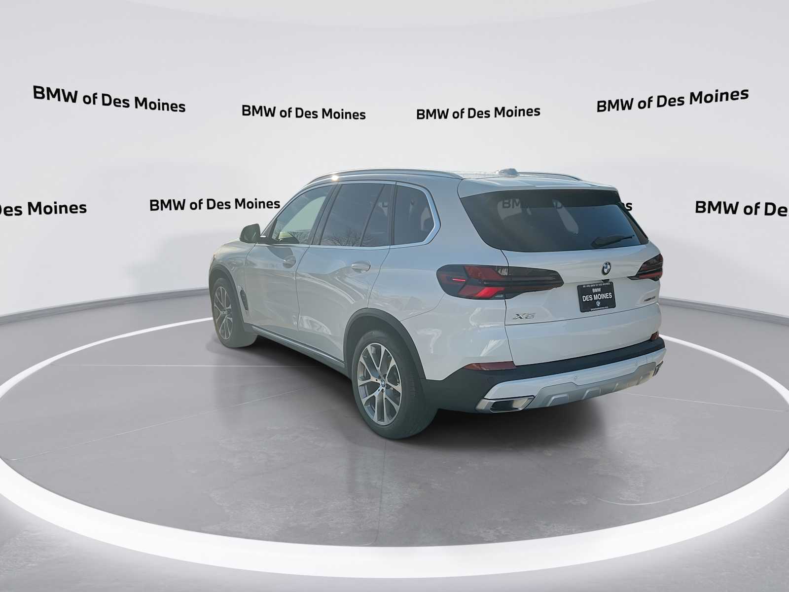 Thumbnail: 2024 BMW X5 - 6