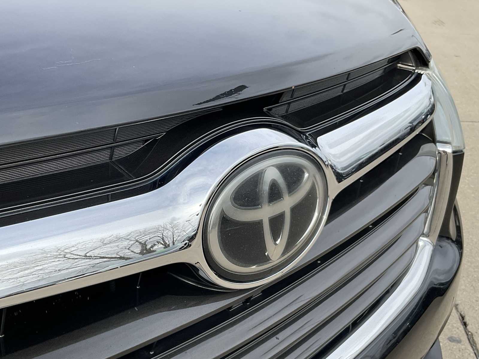 Thumbnail: 2014 Toyota Highlander - 12