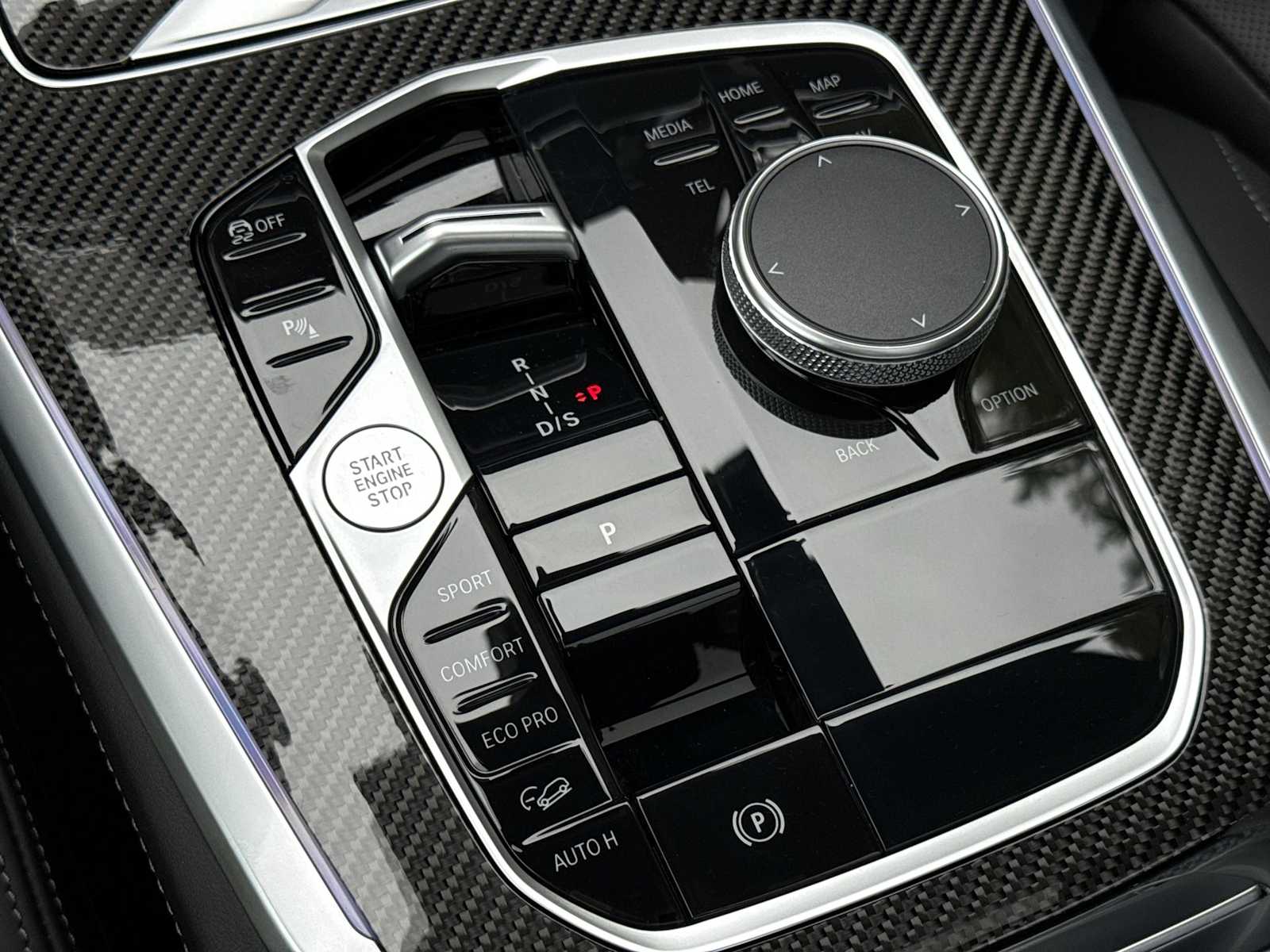 Thumbnail: 2025 BMW X5 - 35