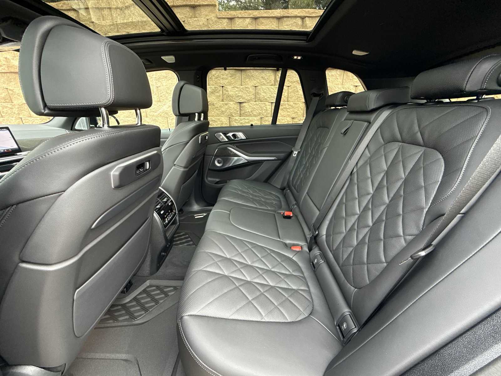 Thumbnail: 2026 BMW X5 - 21