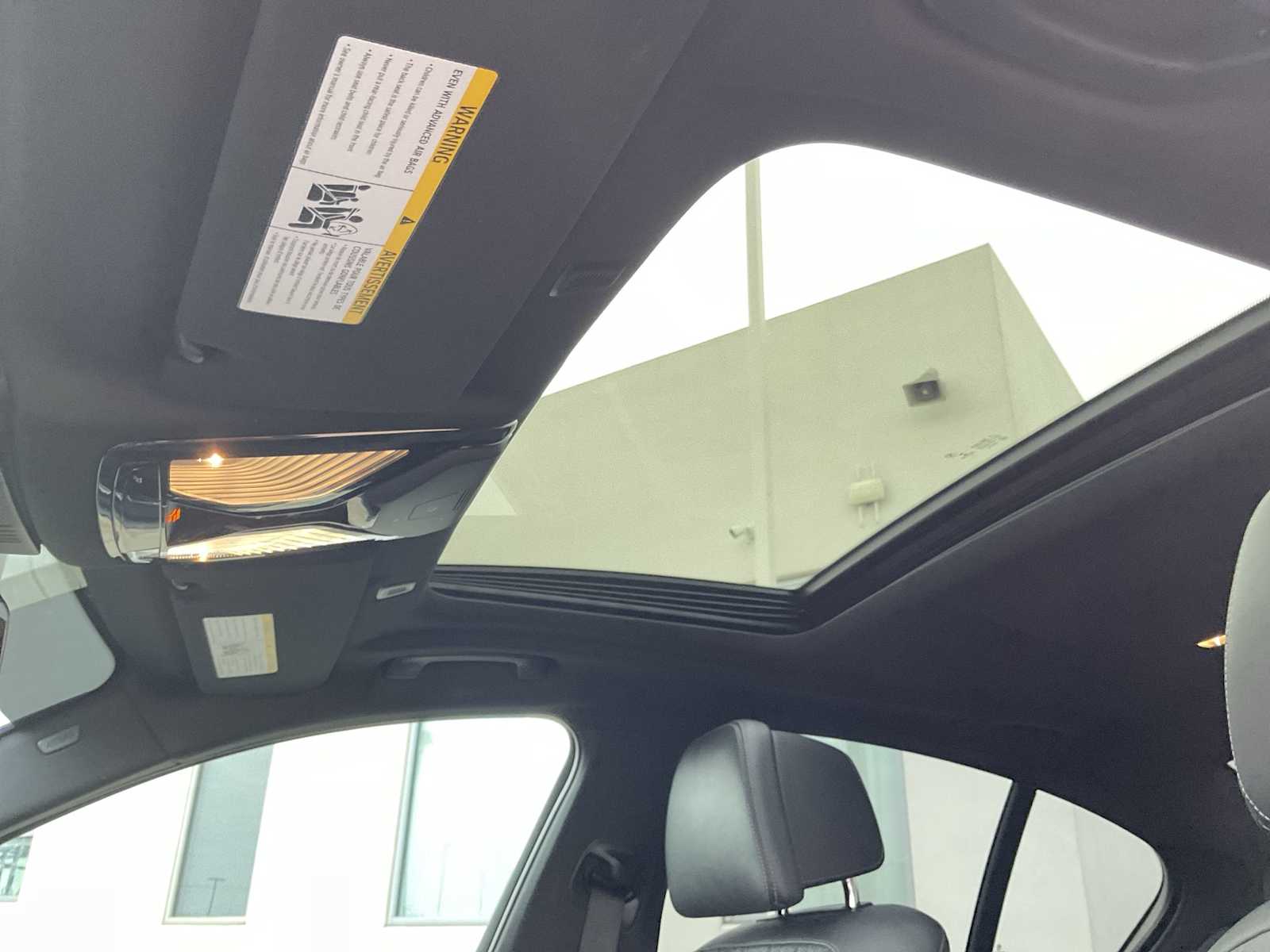 Thumbnail: 2022 BMW 5 Series - 19