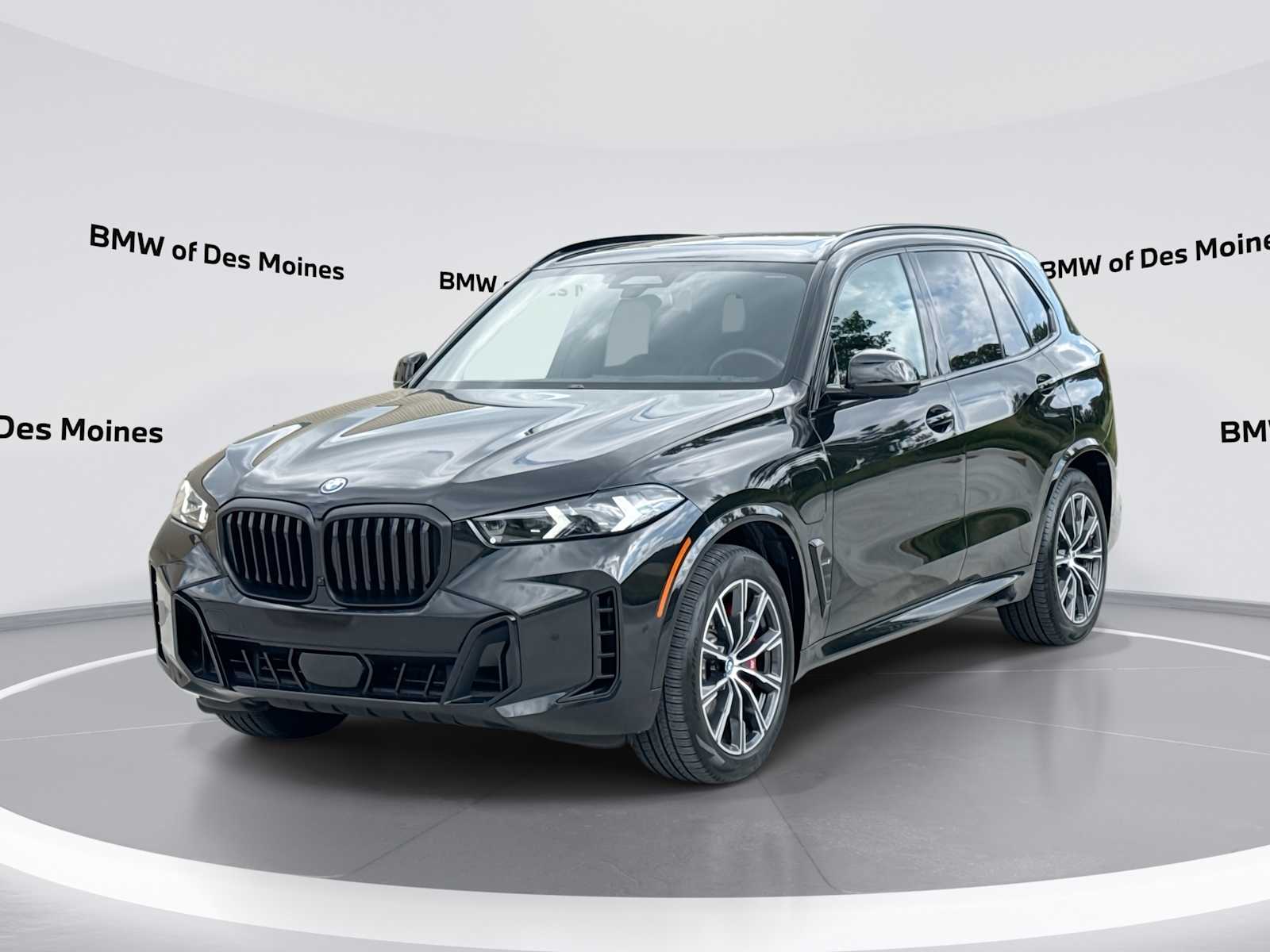 2024 BMW X5 xDrive50e's photo