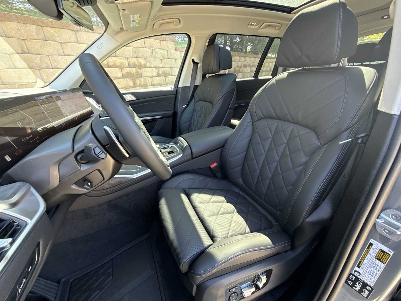 Thumbnail: 2026 BMW X7 - 17