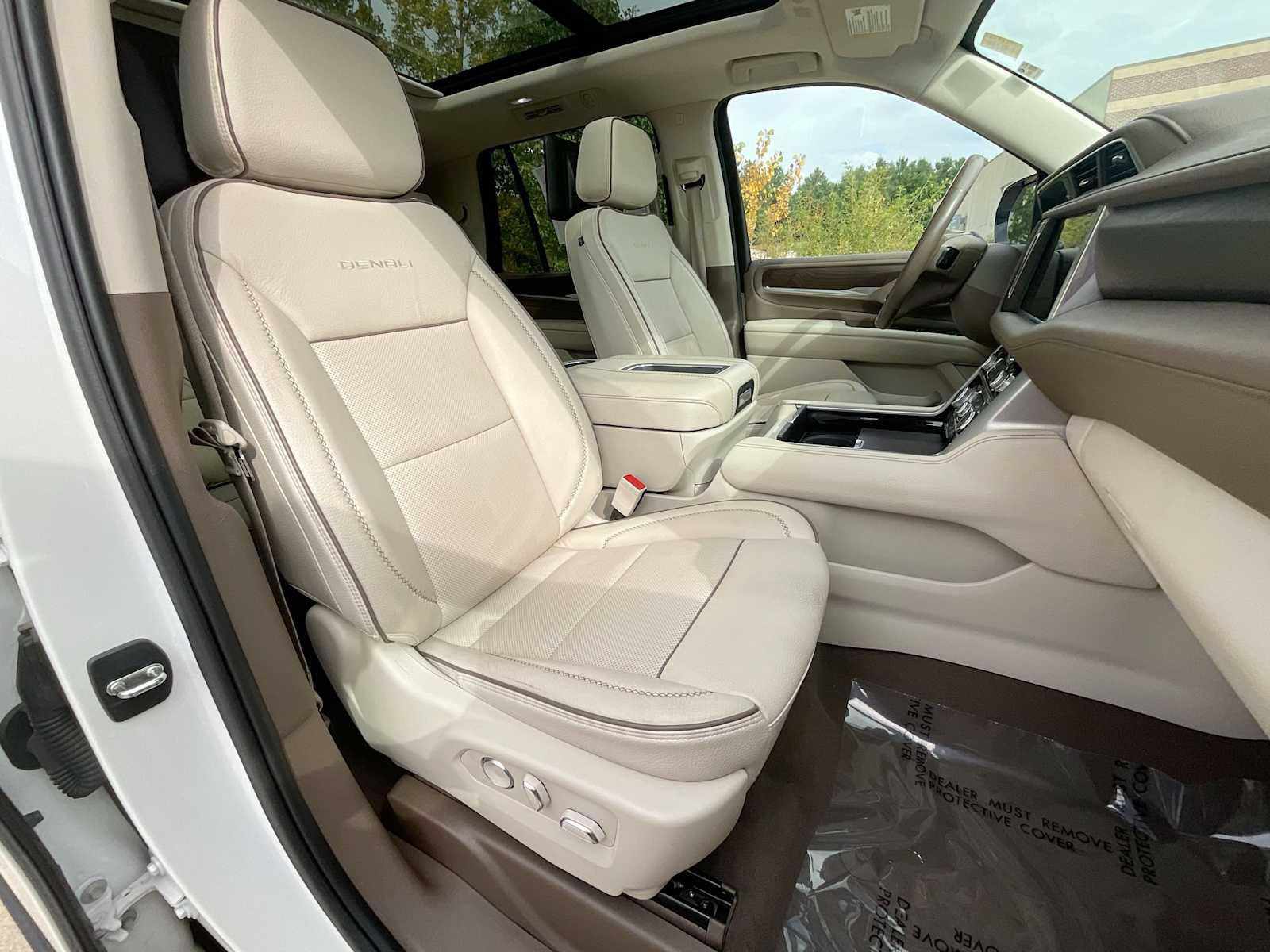 Thumbnail: 2021 GMC Yukon - 23