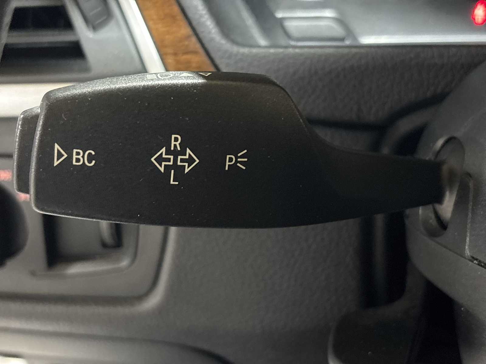 Thumbnail: 2017 BMW 3 Series - 25