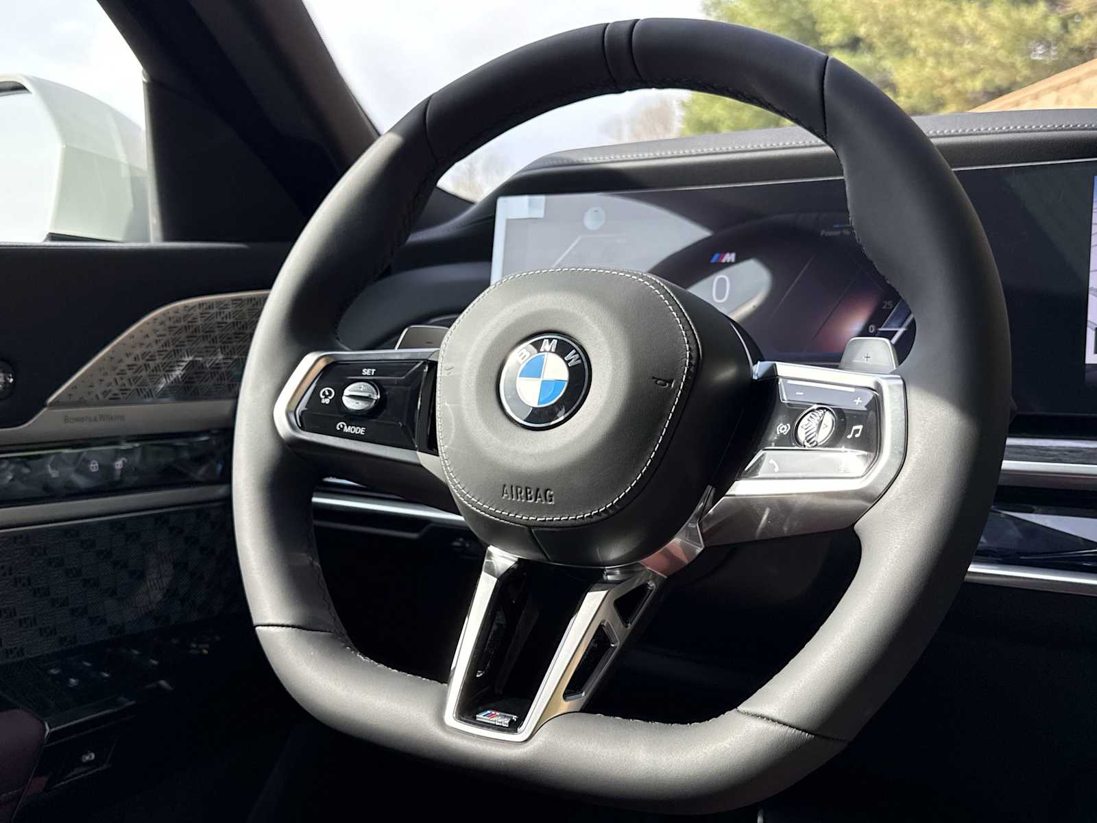 Thumbnail: 2026 BMW 7 Series - 25