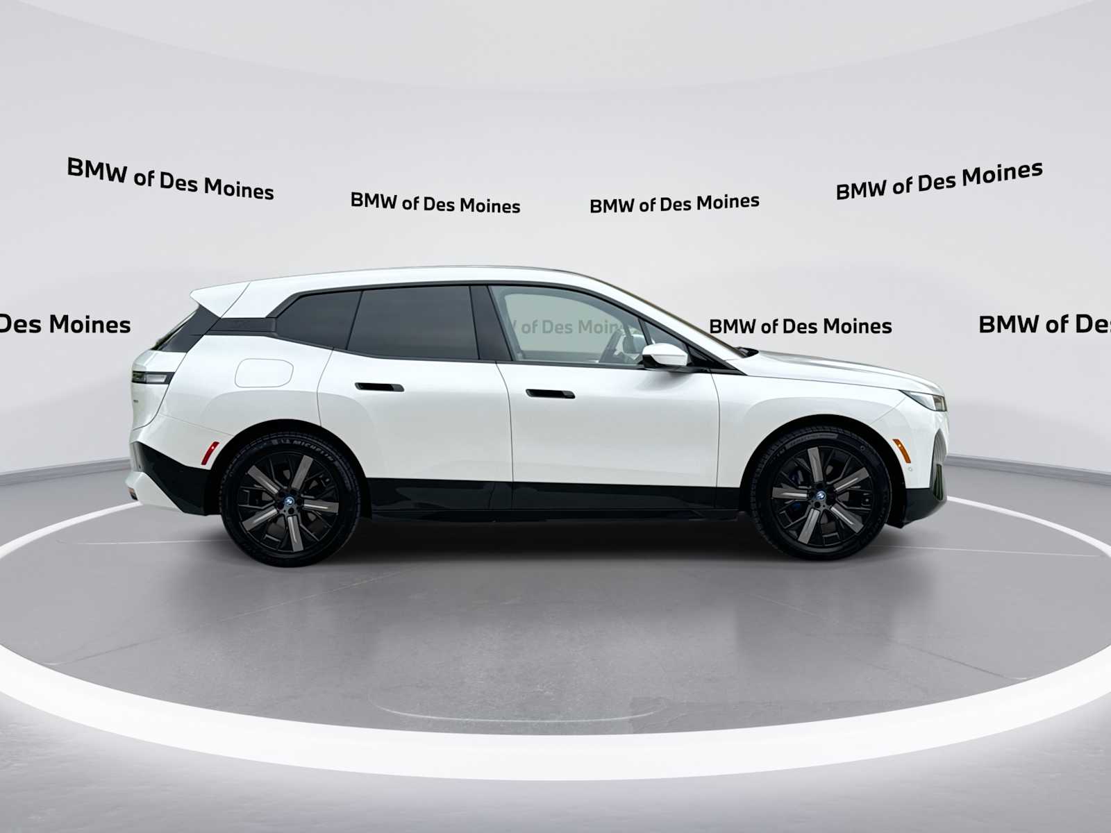 2024 BMW iX Base - Photo 9