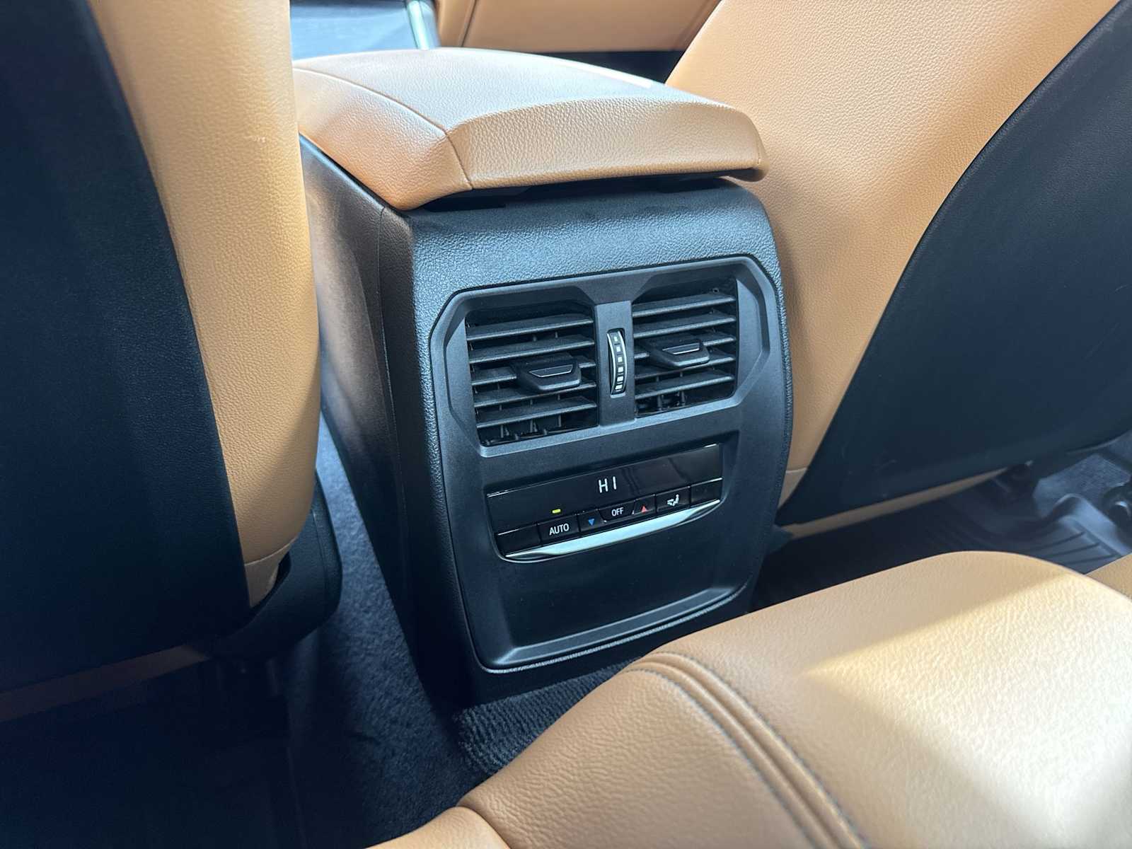 Thumbnail: 2024 BMW 4 Series - 38