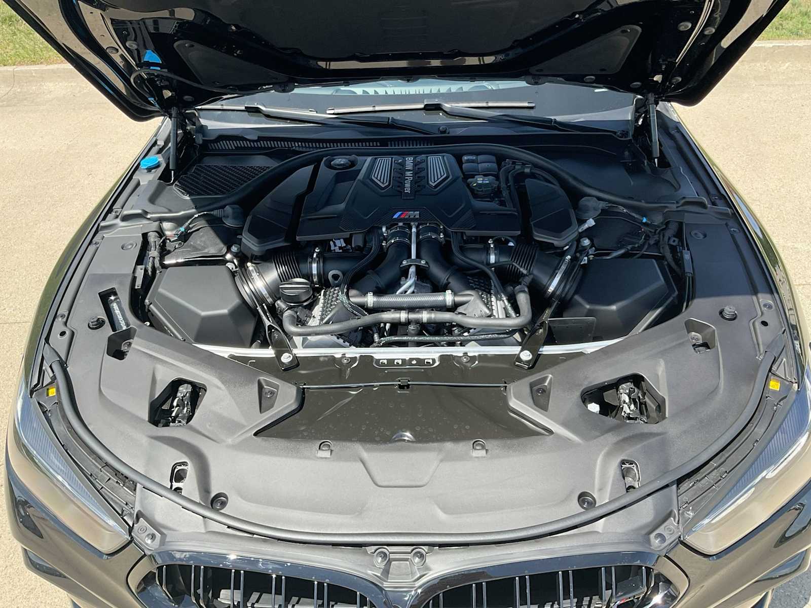 Thumbnail: 2024 BMW M8 - 15