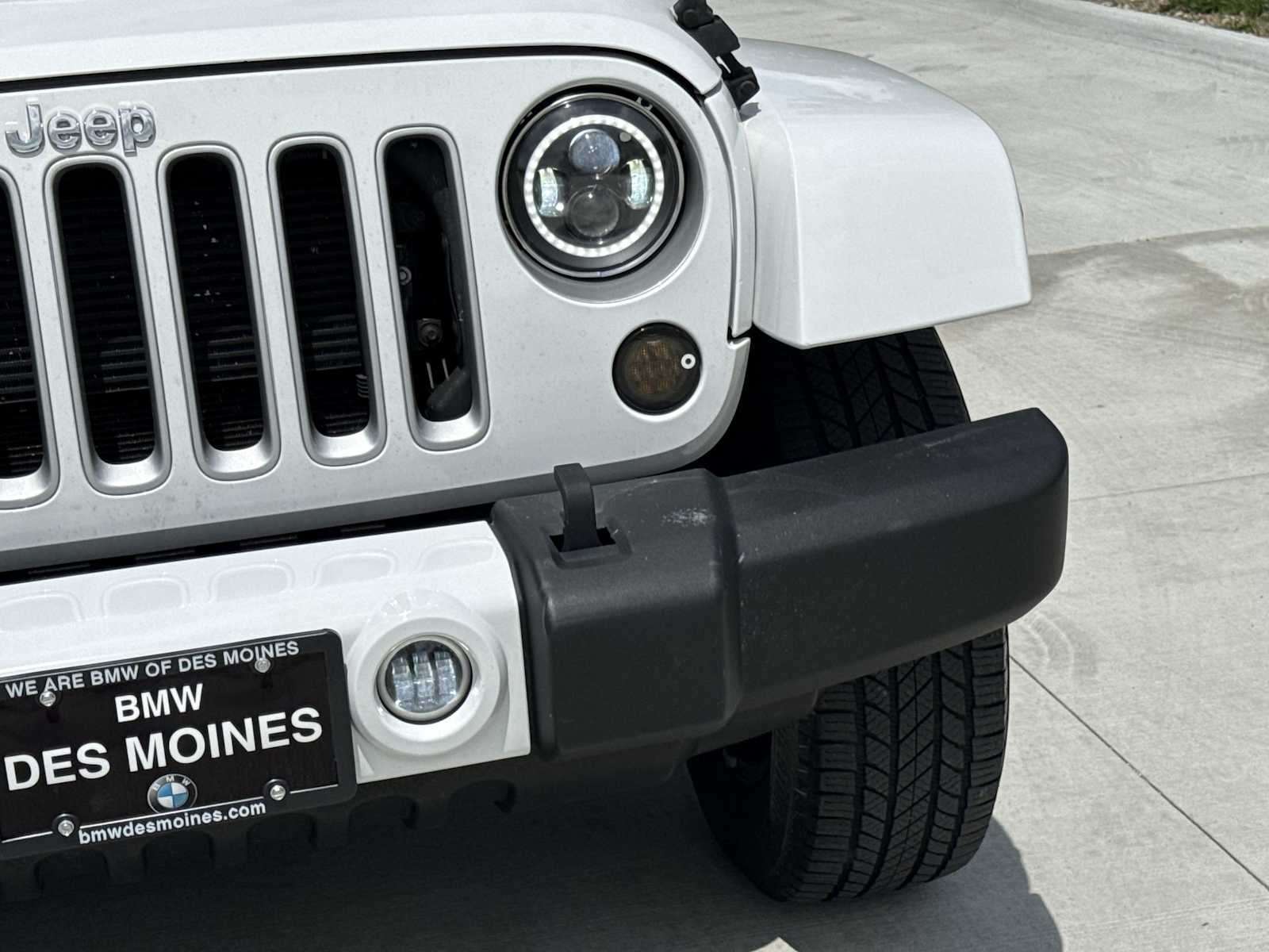 Thumbnail: 2016 Jeep Wrangler - 12