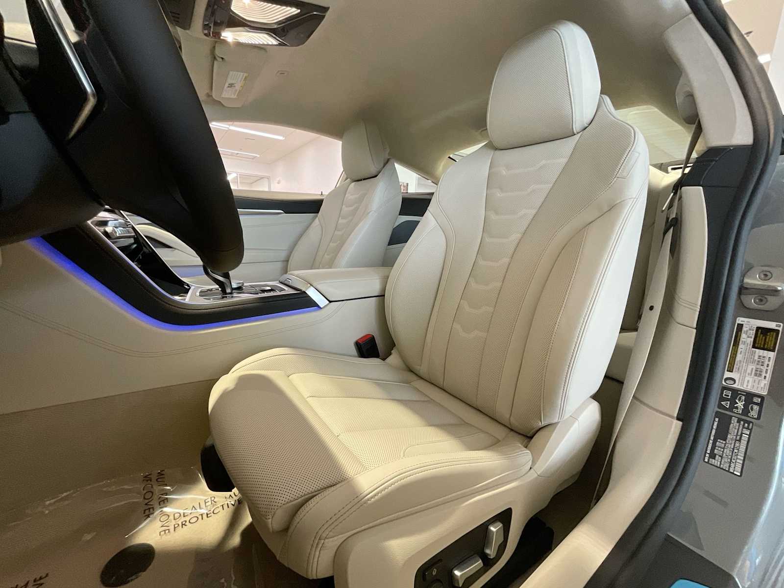 Thumbnail: 2026 BMW 8 Series - 17