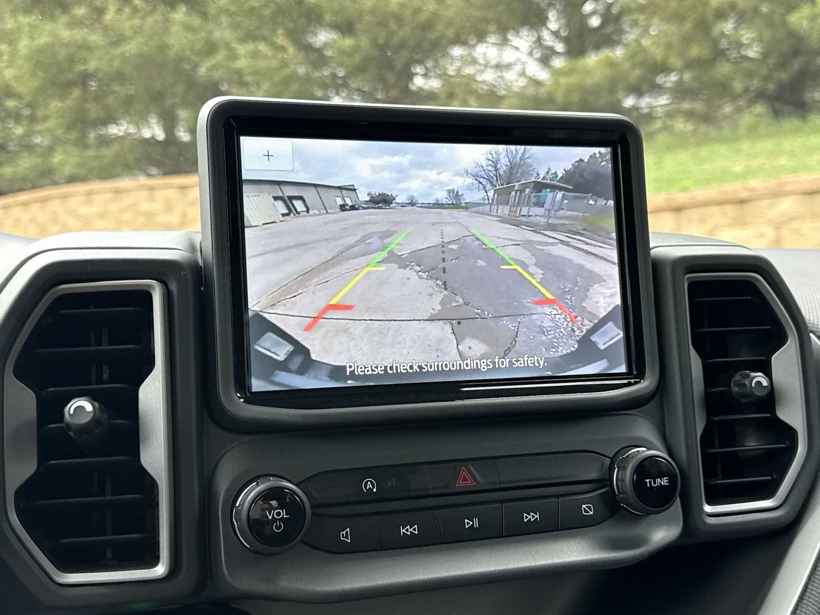 Thumbnail: 2021 Ford Bronco Sport - 30
