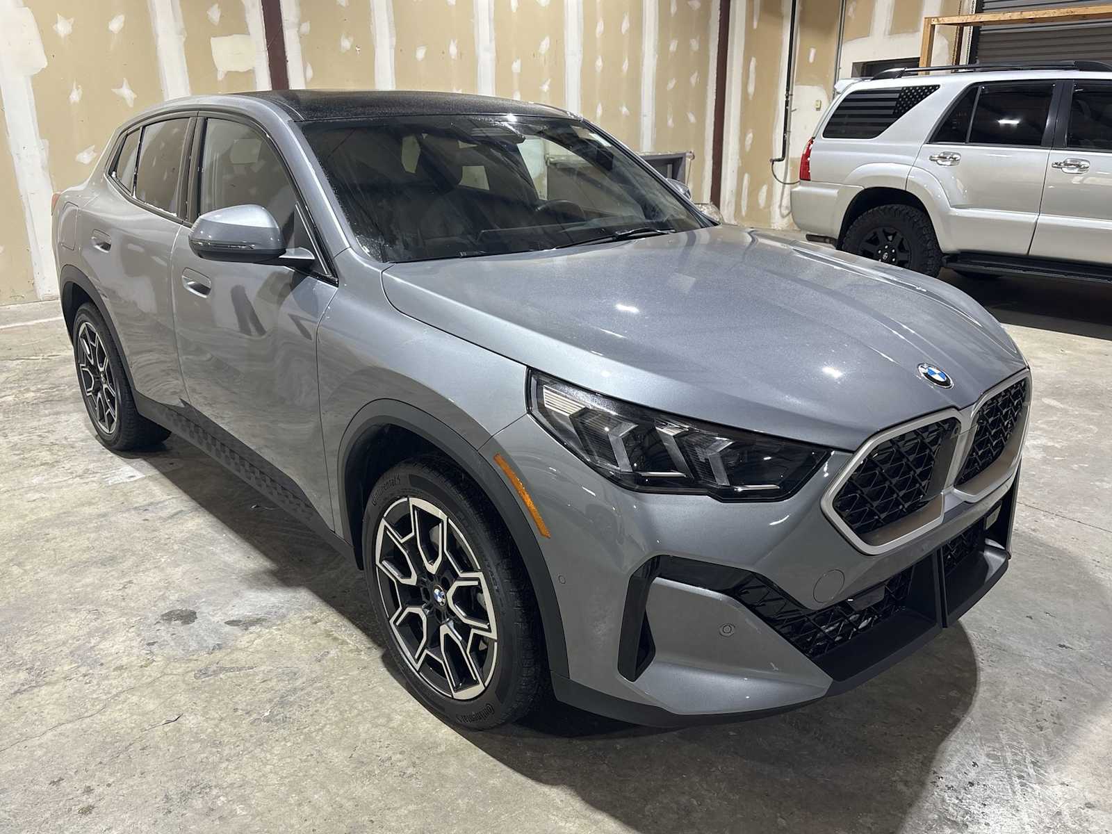 Thumbnail: 2025 BMW X2 - 16