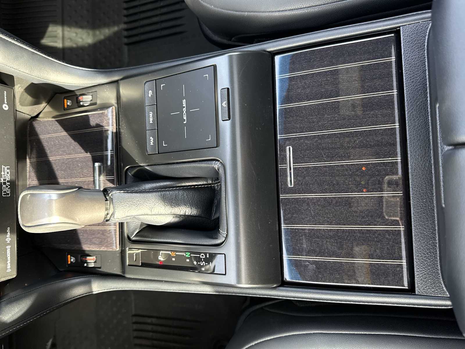 Thumbnail: 2023 Lexus GX - 30