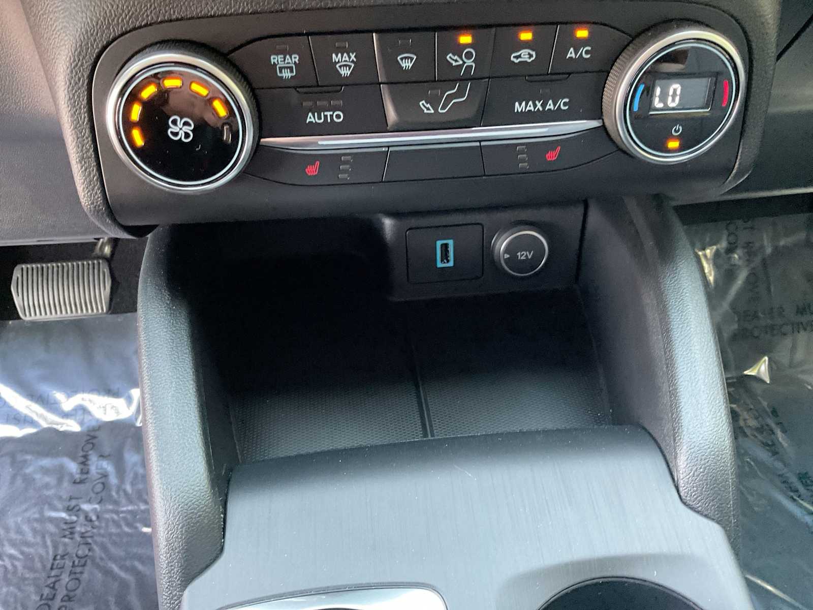 Thumbnail: 2020 Ford Escape - 32