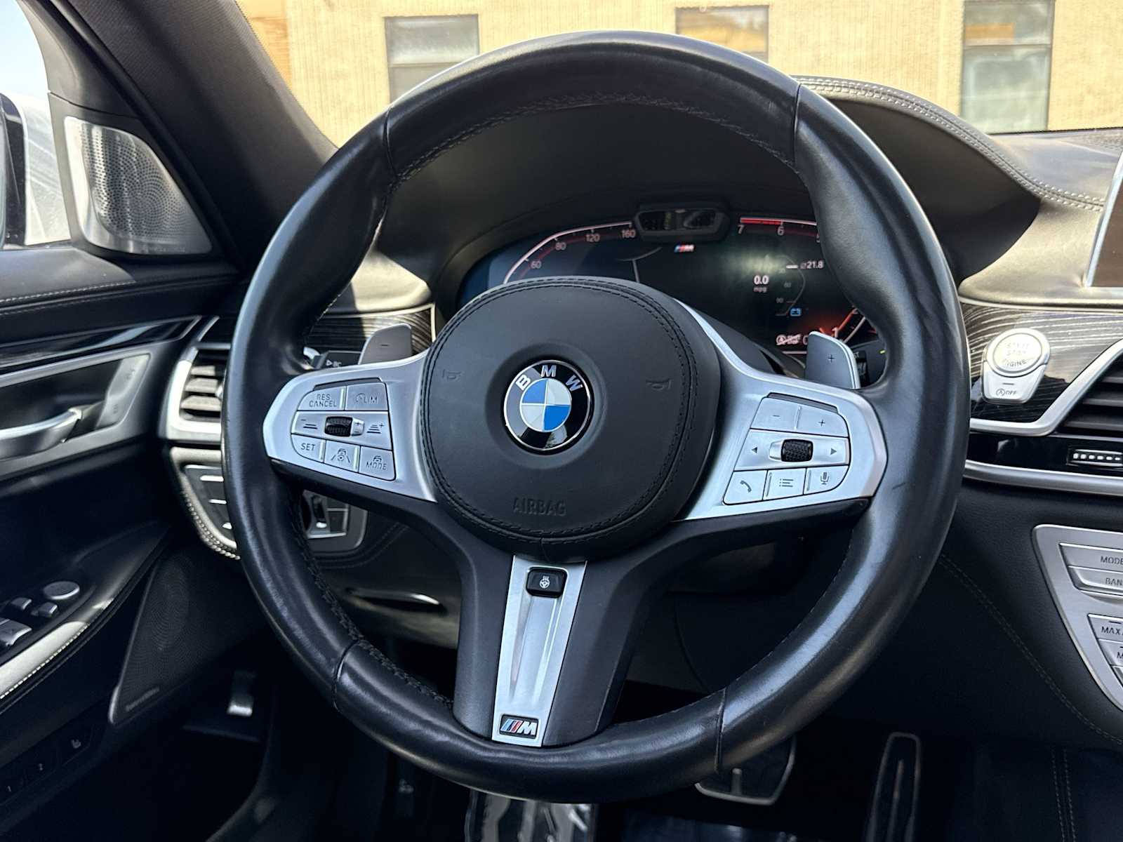 Thumbnail: 2020 BMW 7 Series - 25