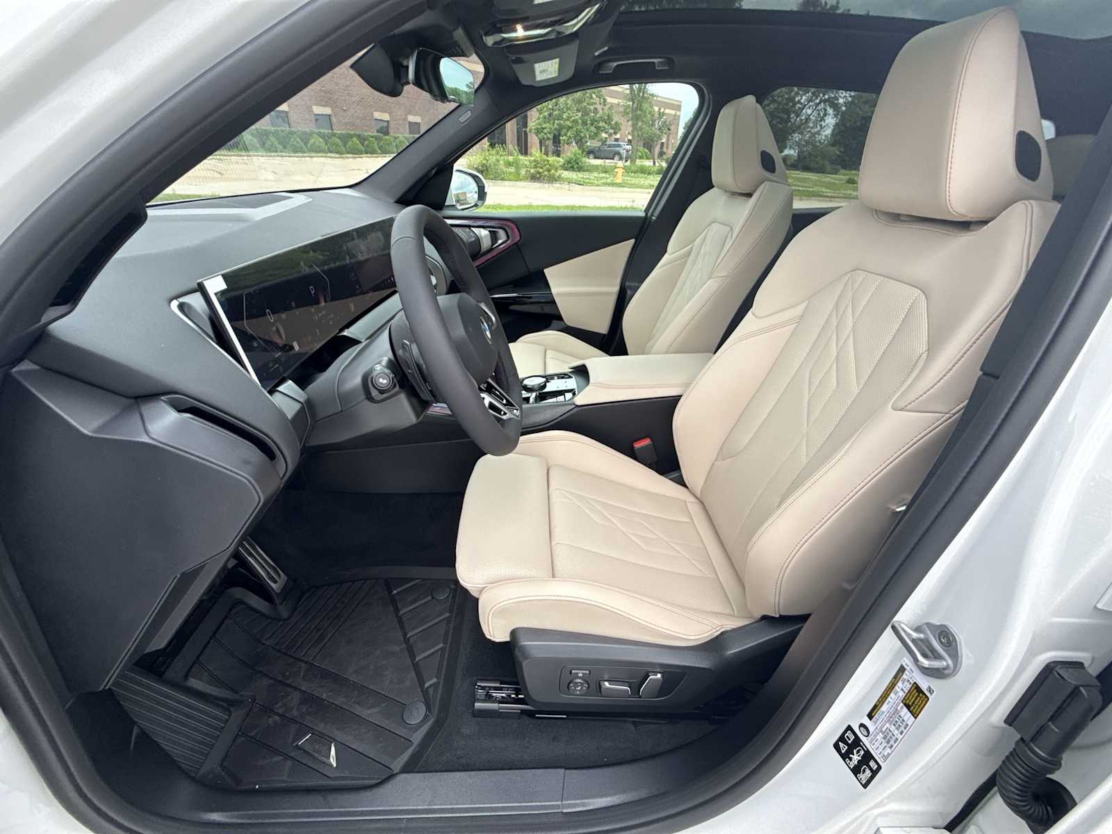 Thumbnail: 2026 BMW X3 - 10