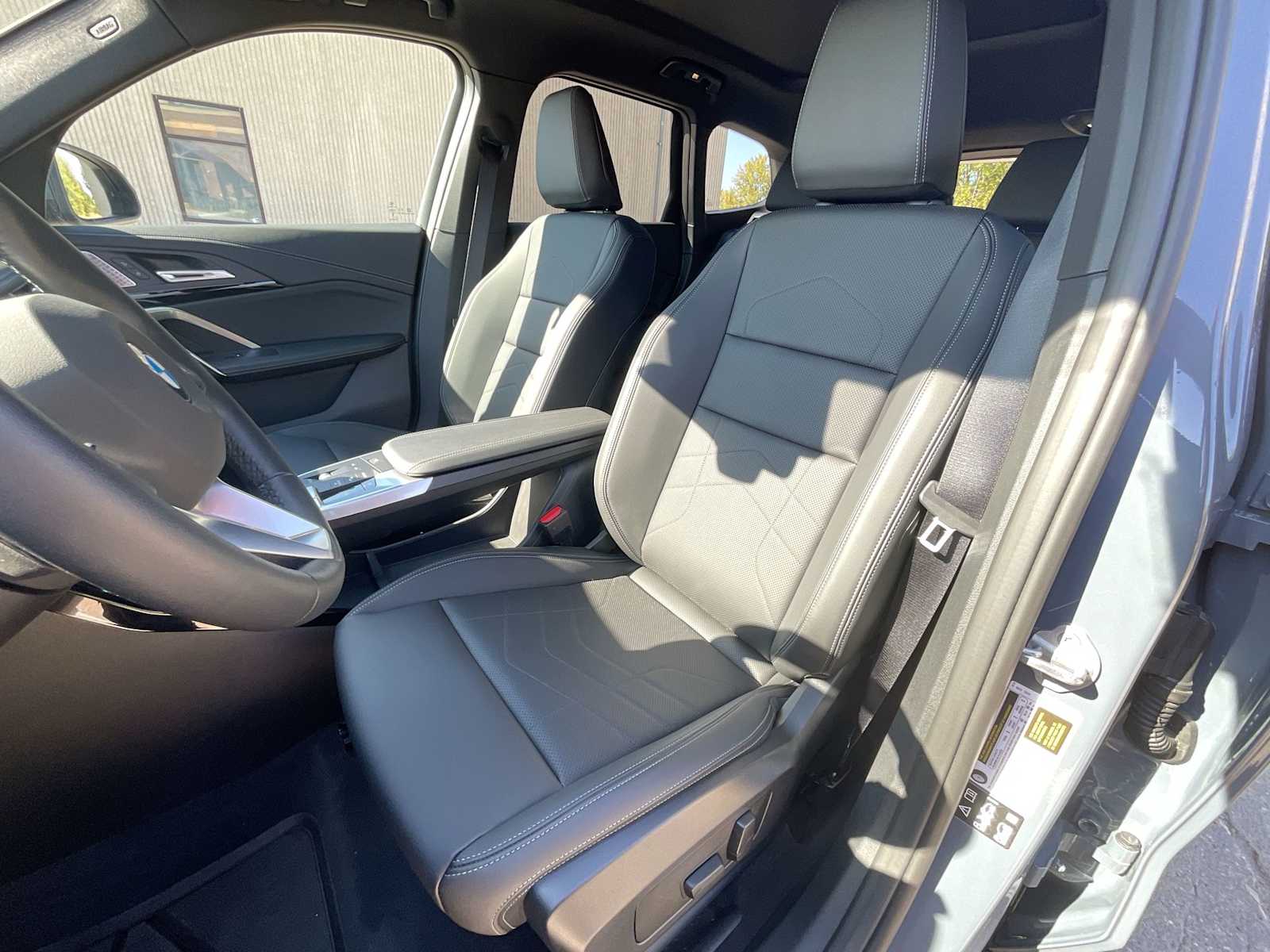 Thumbnail: 2025 BMW X1 - 17