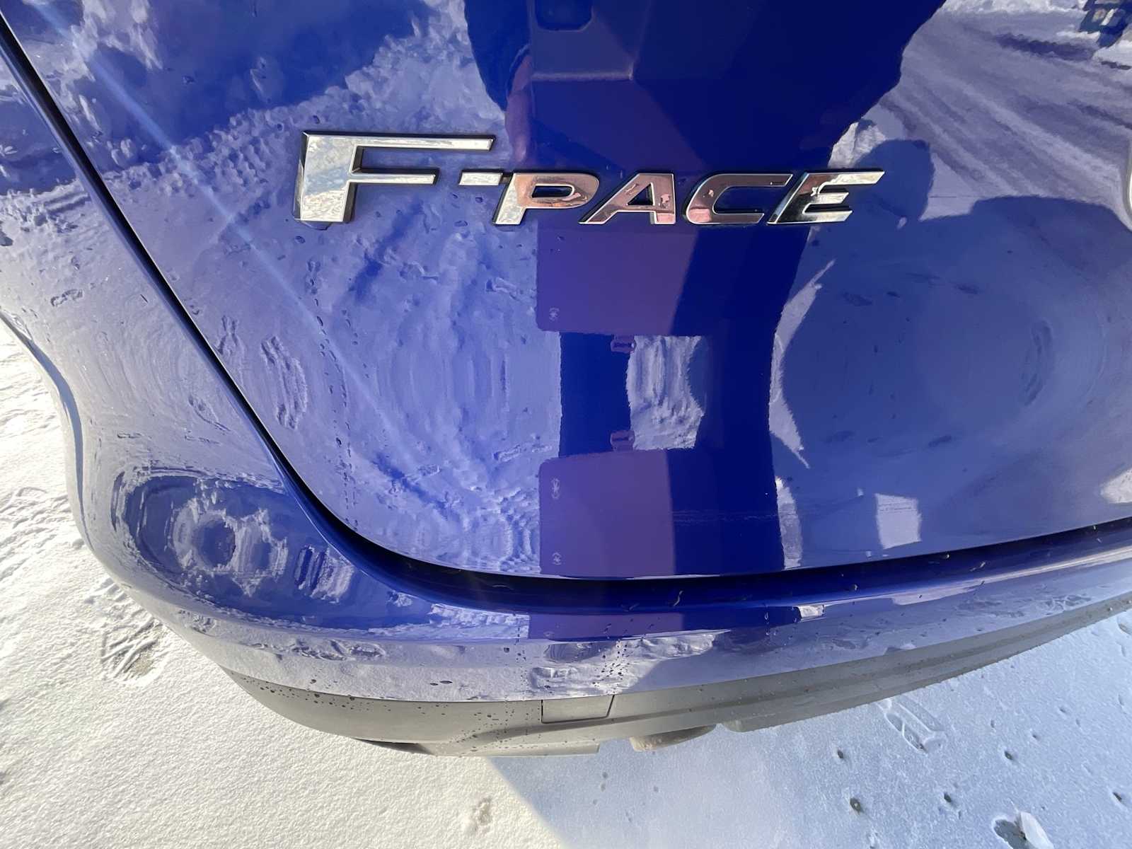 Thumbnail: 2018 Jaguar F-Pace - 16