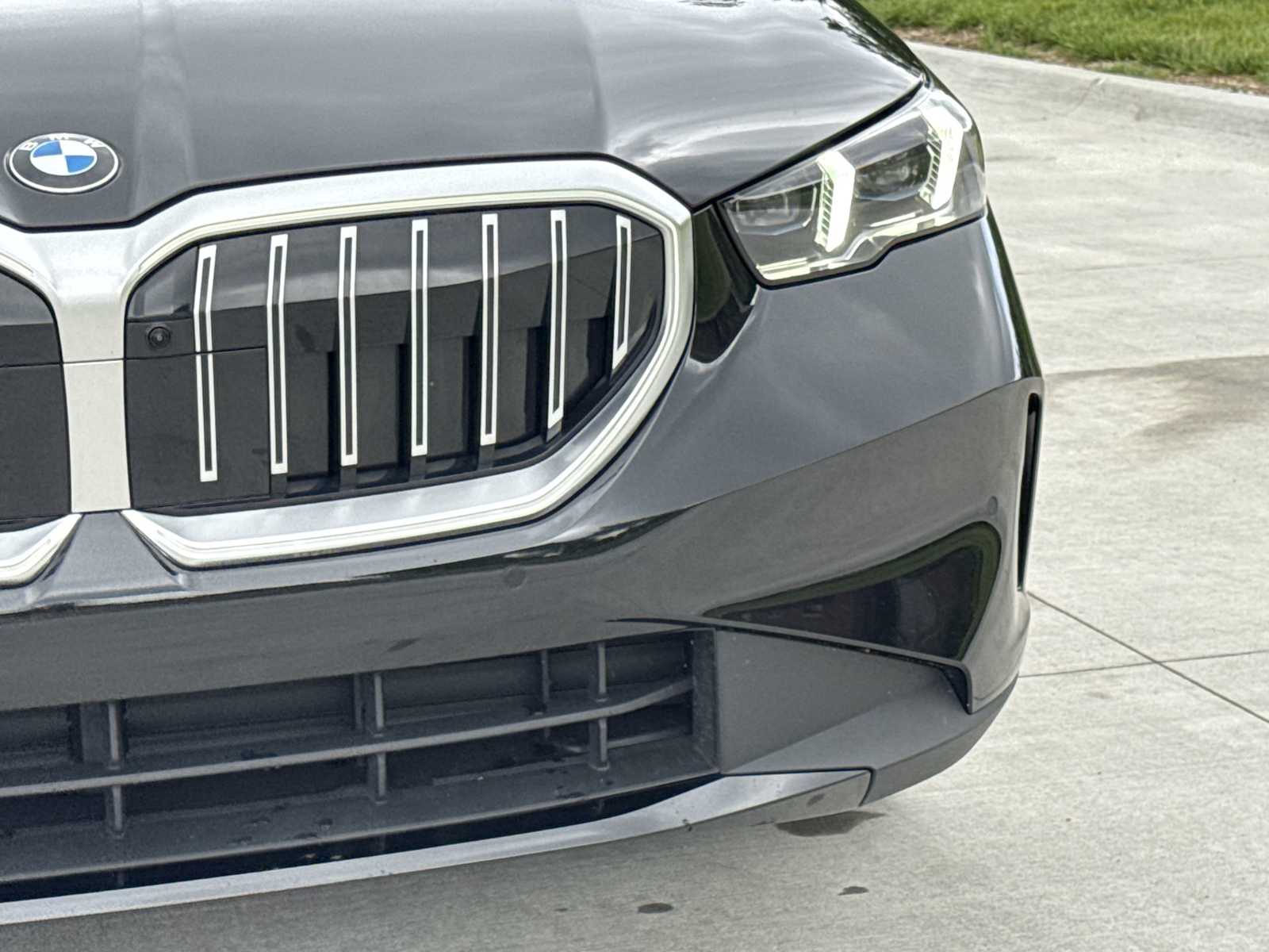 Thumbnail: 2024 BMW 5 Series - 11