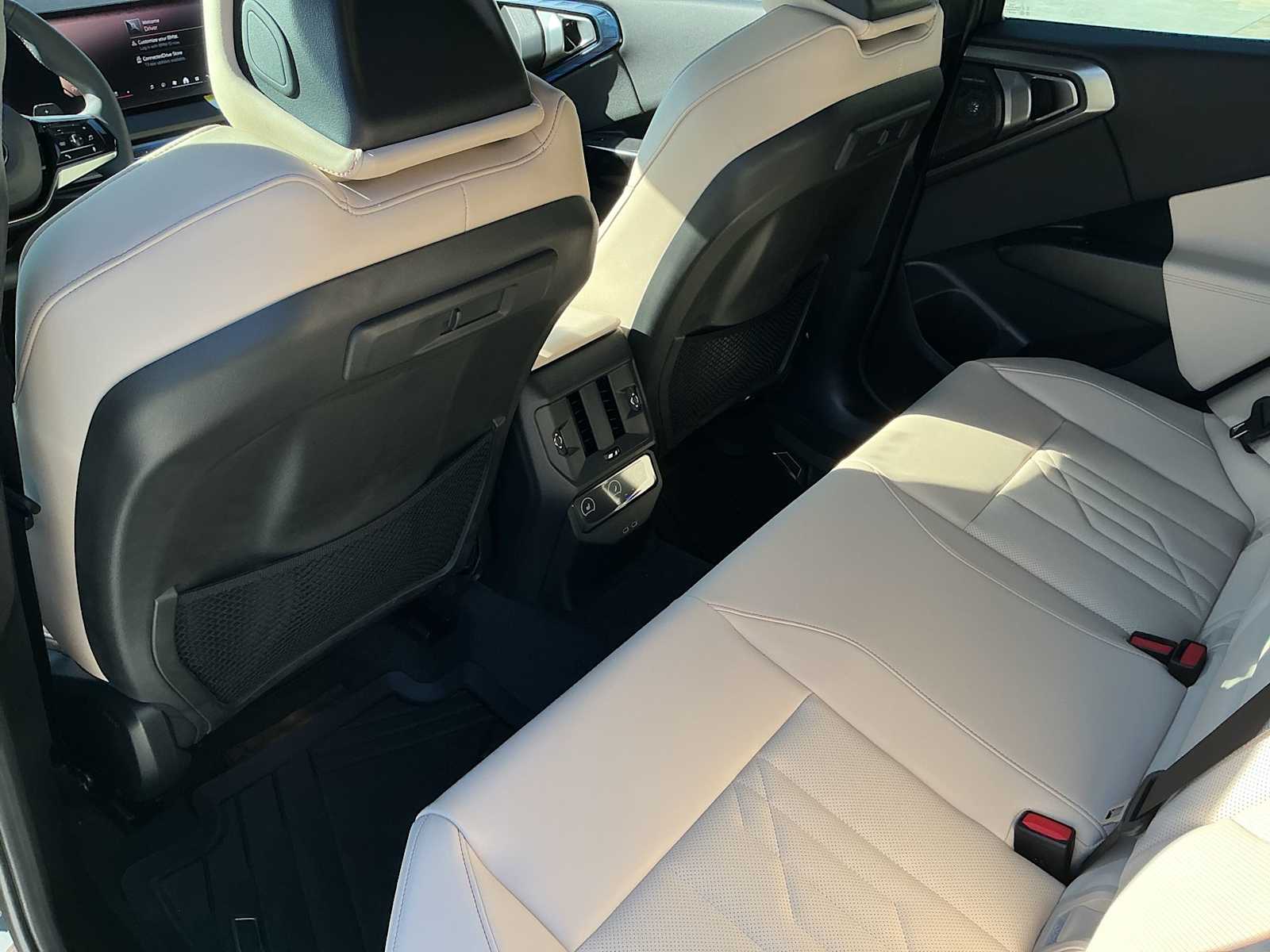 Thumbnail: 2026 BMW X3 - 19