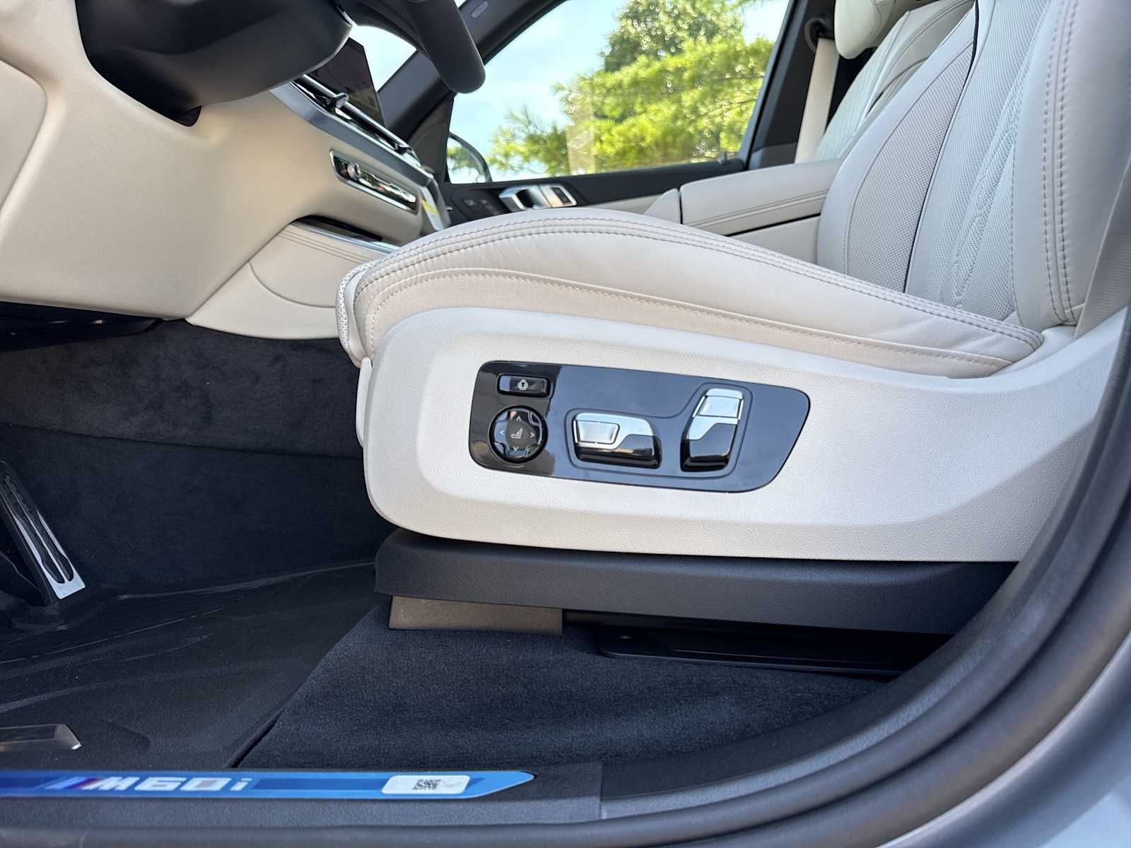 Thumbnail: 2026 BMW X5 - 18