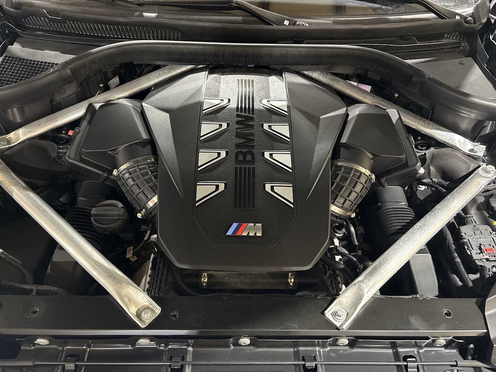 Thumbnail: 2024 BMW X7 - 15