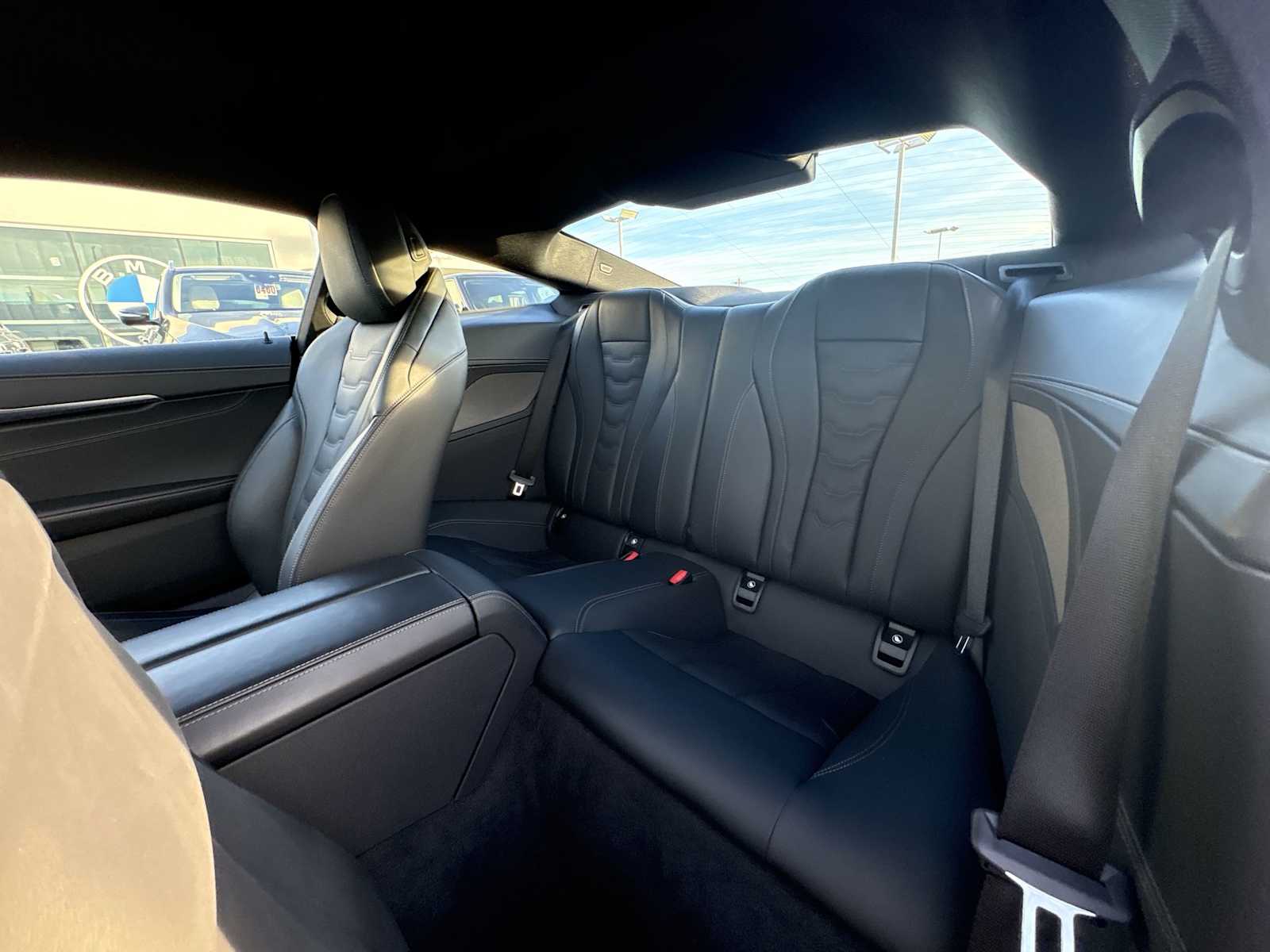 Thumbnail: 2025 BMW 8 Series - 25