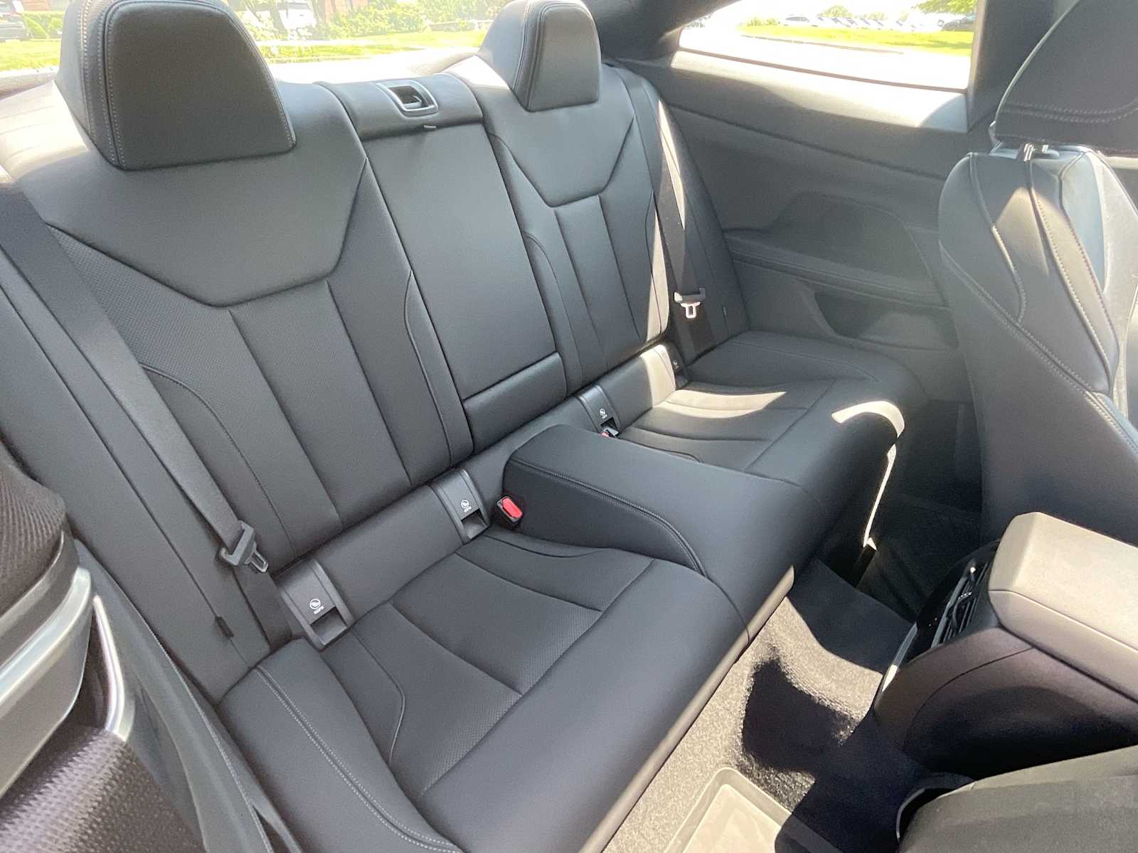 Thumbnail: 2025 BMW 4 Series - 21