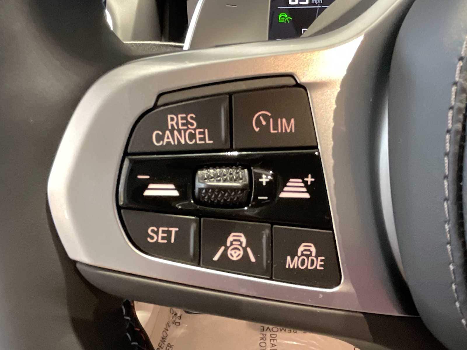 Thumbnail: 2026 BMW 8 Series - 24