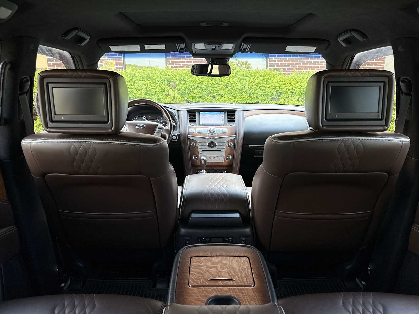 Thumbnail: 2015 INFINITI QX80 - 39