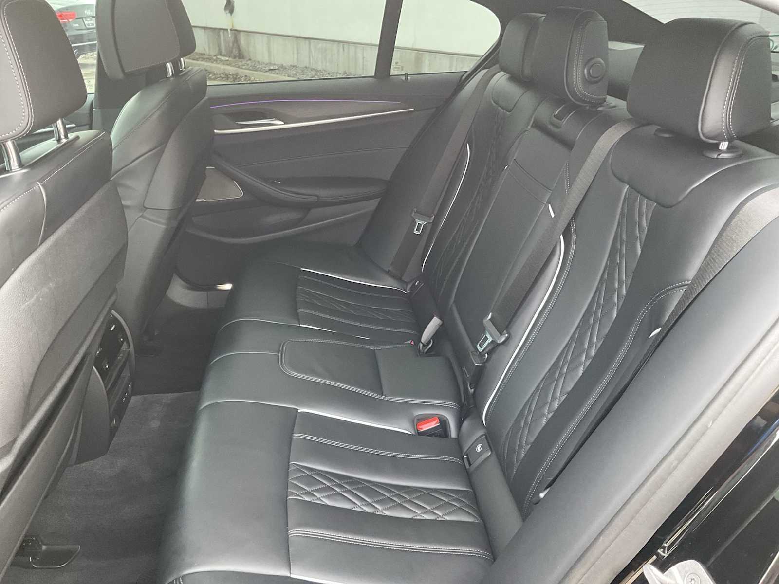 Thumbnail: 2022 BMW 5 Series - 20