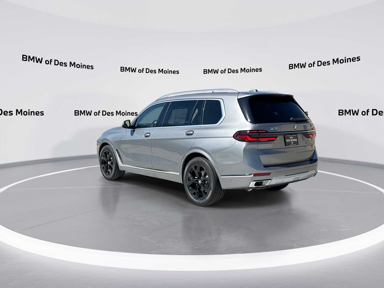 Thumbnail: 2026 BMW X7 - 6