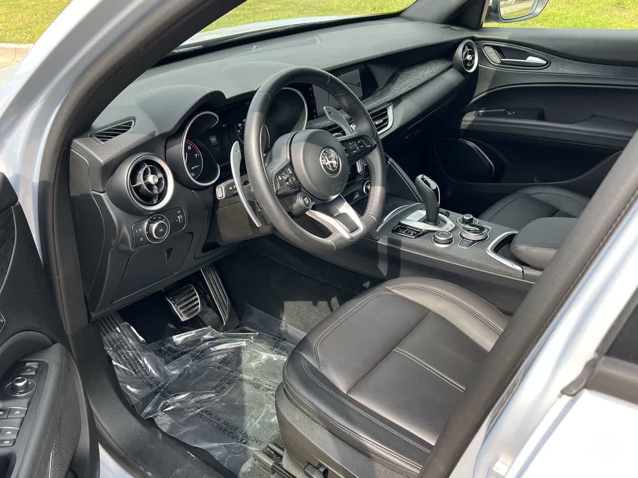 Used 2022 Alfa Romeo Stelvio Base with VIN ZASPAKAN2N7D41858 for sale in Urbandale, IA