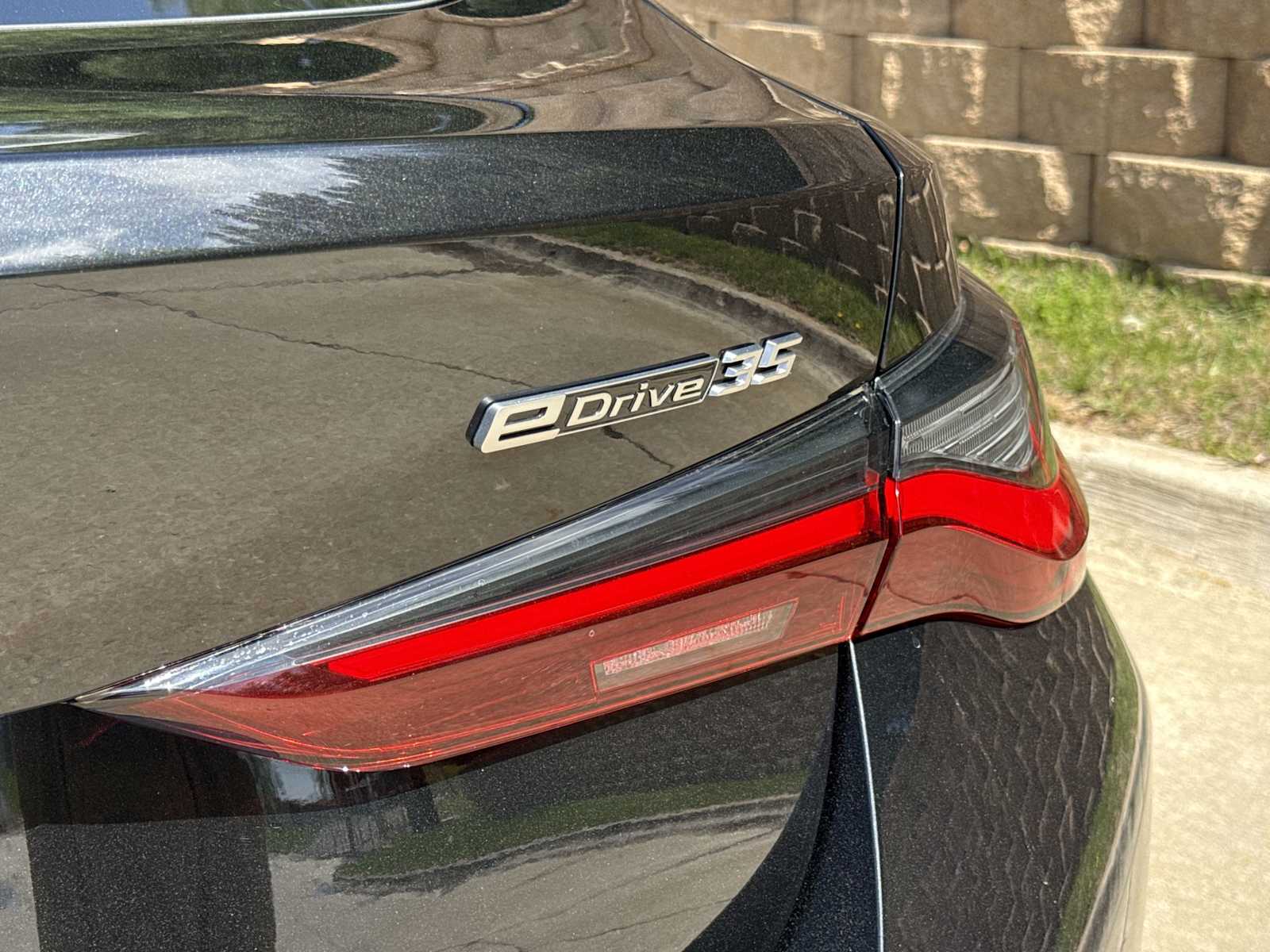 Thumbnail: 2023 BMW i4 - 43