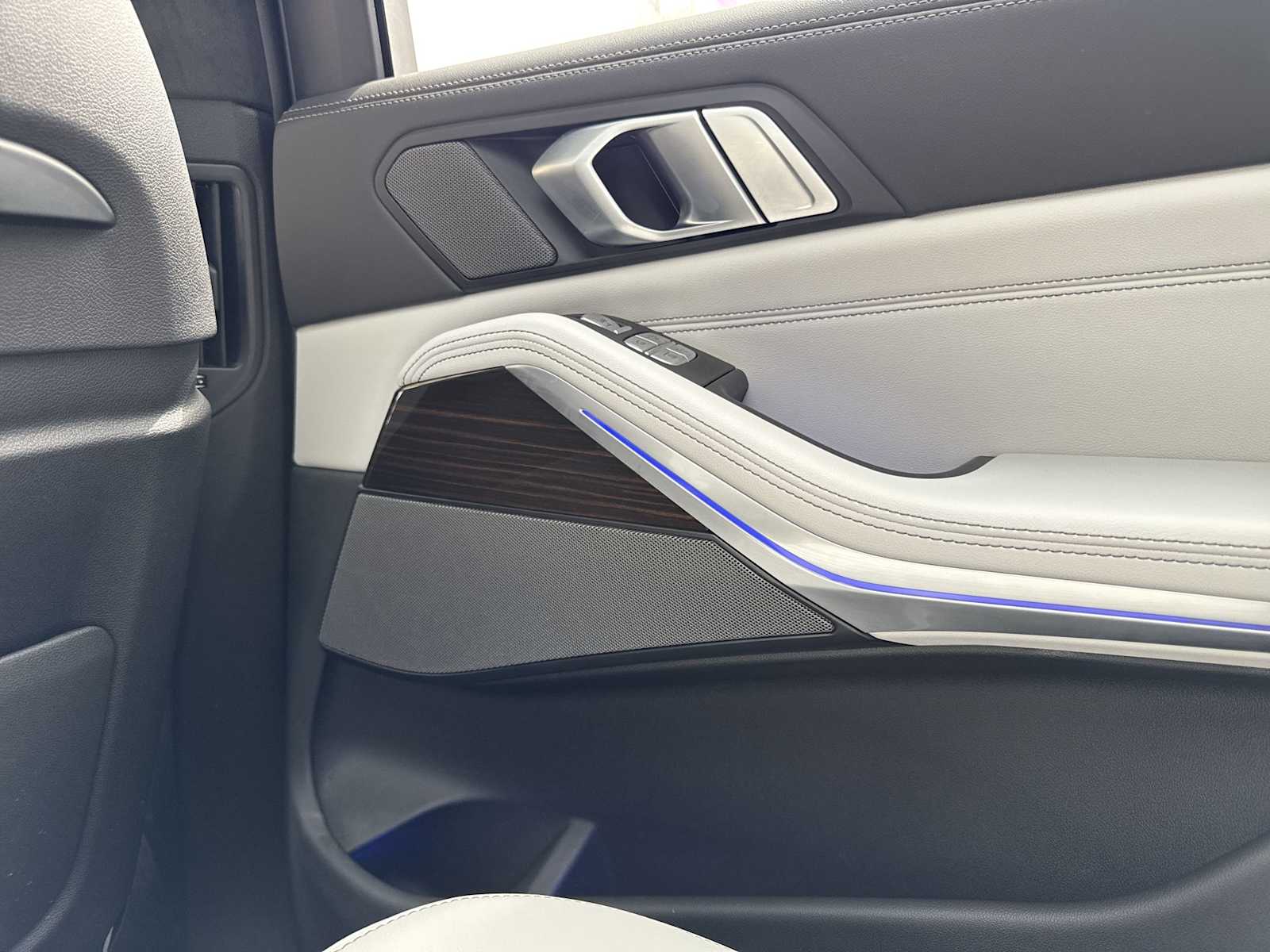 Thumbnail: 2024 BMW X7 - 43