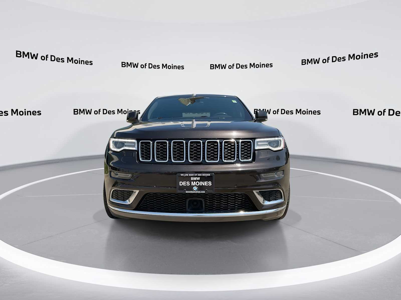 Thumbnail: 2017 Jeep Grand Cherokee - 3
