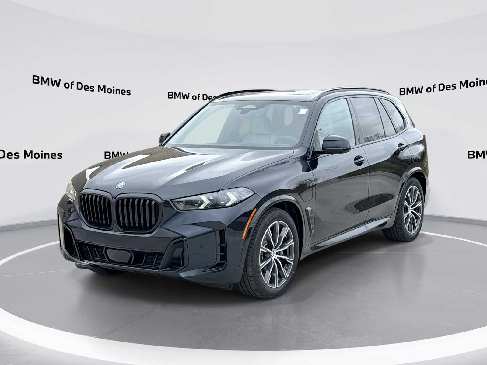 2026 BMW X5 xDrive50e's photo