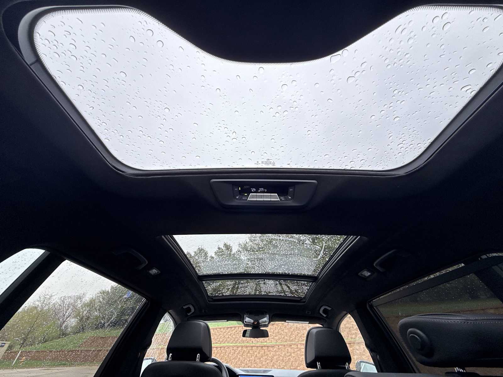 Thumbnail: 2020 BMW X7 - 23