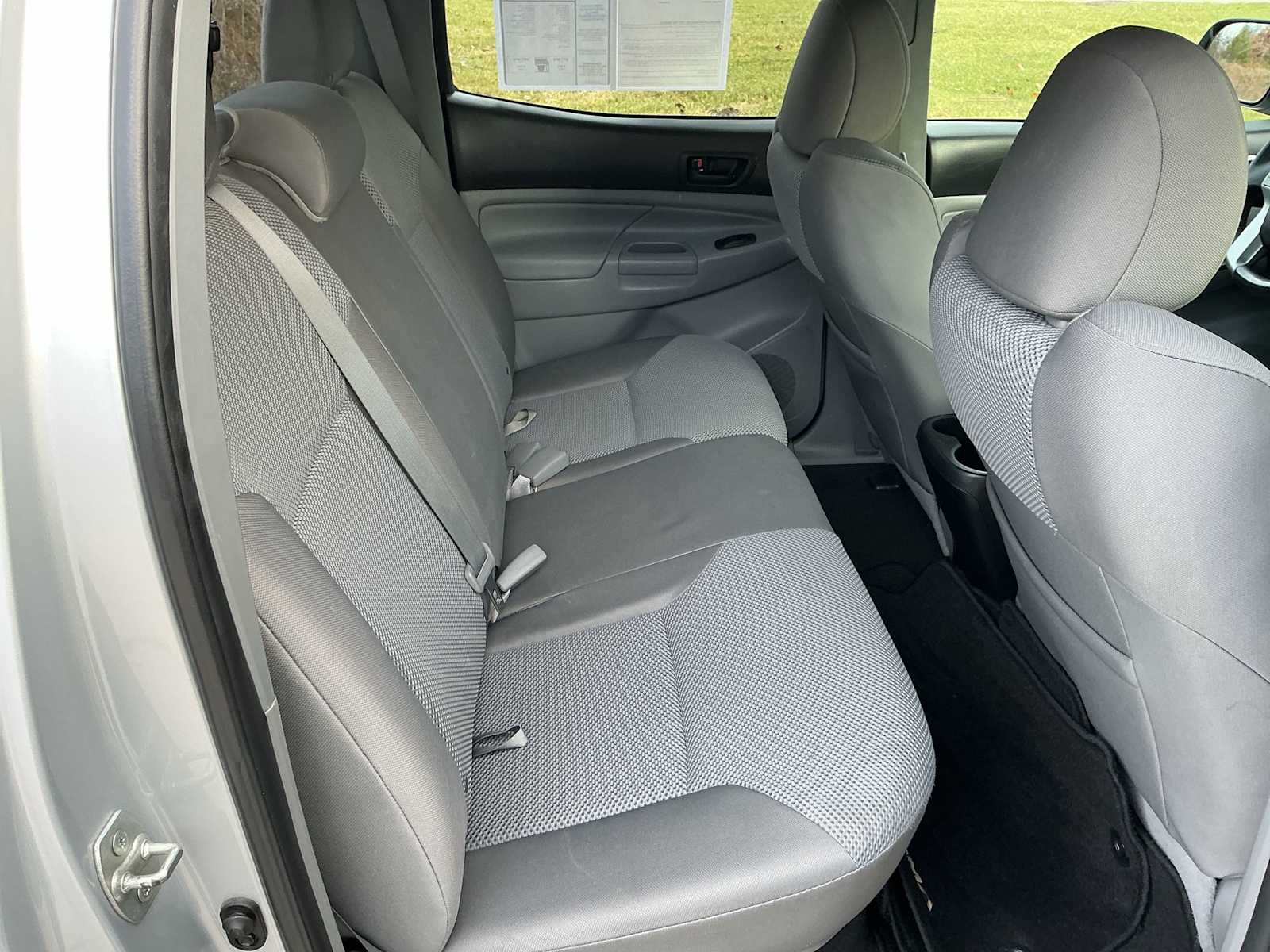 Thumbnail: 2012 Toyota Tacoma - 12