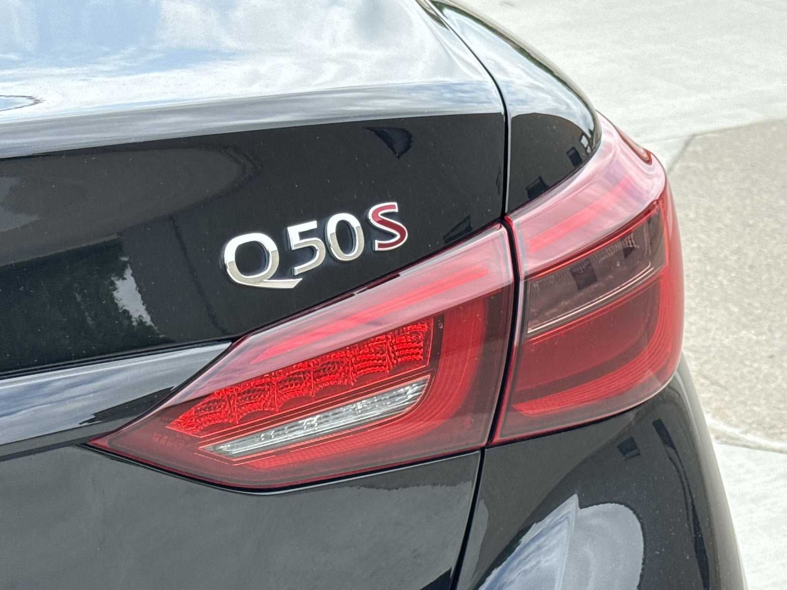 Thumbnail: 2022 INFINITI Q50 - 12