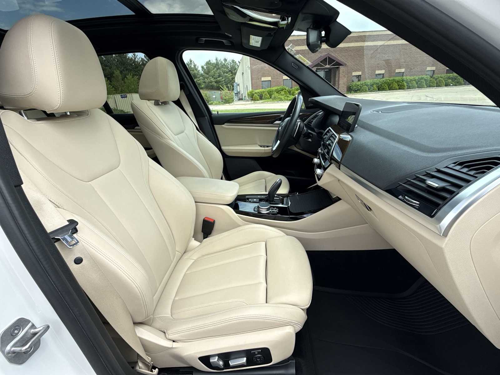 Thumbnail: 2021 BMW X3 - 24
