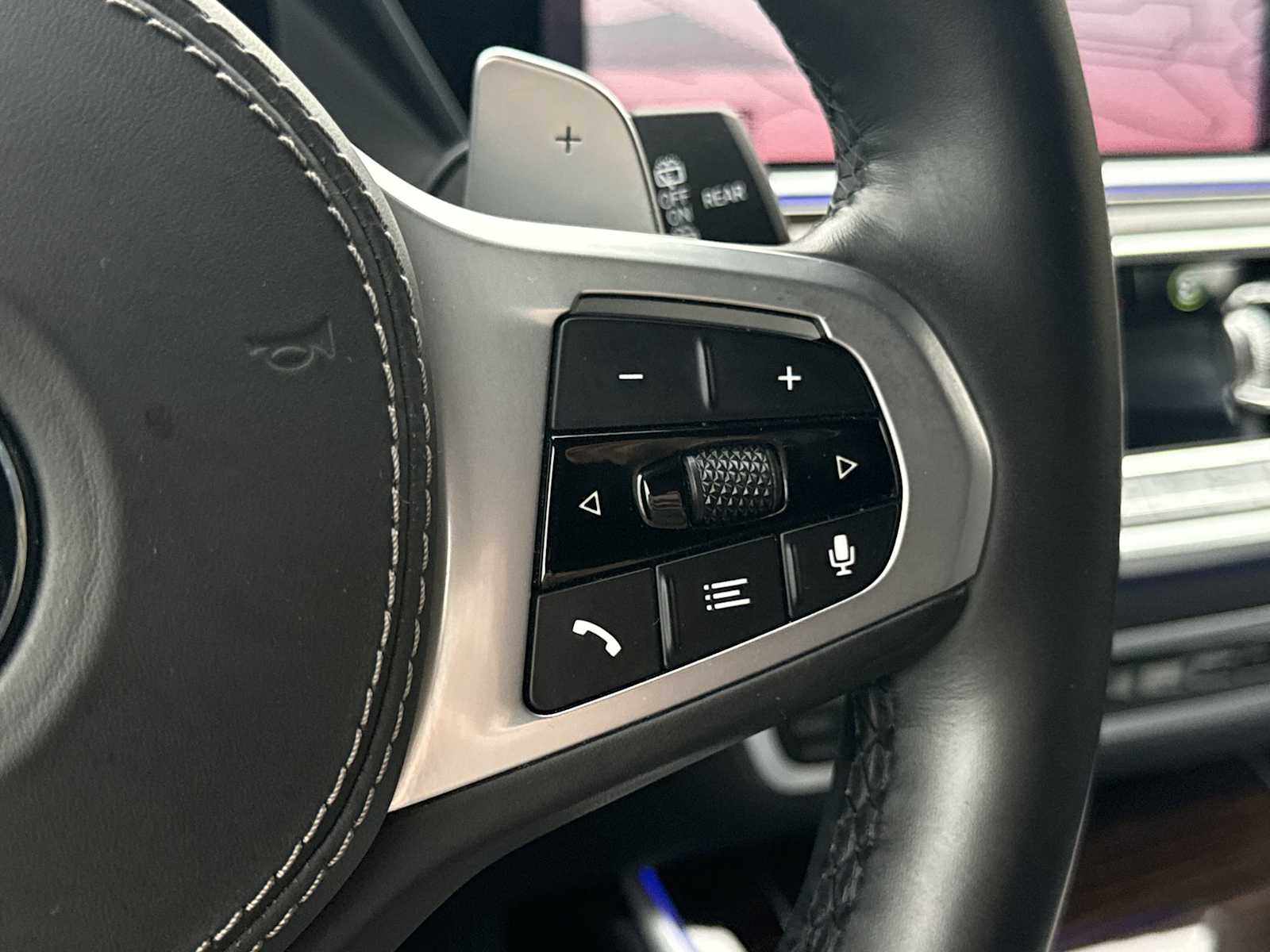 Thumbnail: 2020 BMW X7 - 27
