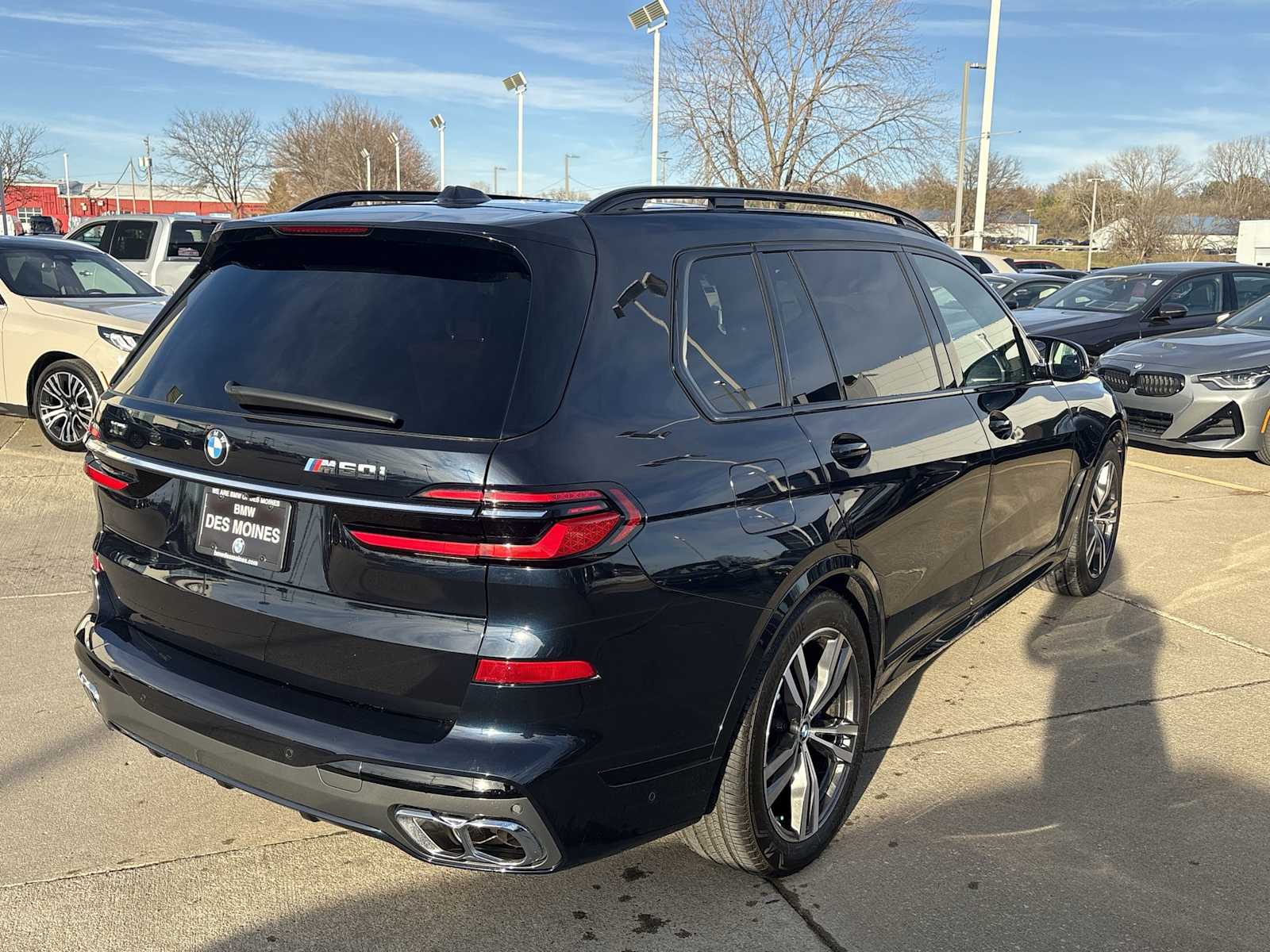 Thumbnail: 2025 BMW X7 - 14