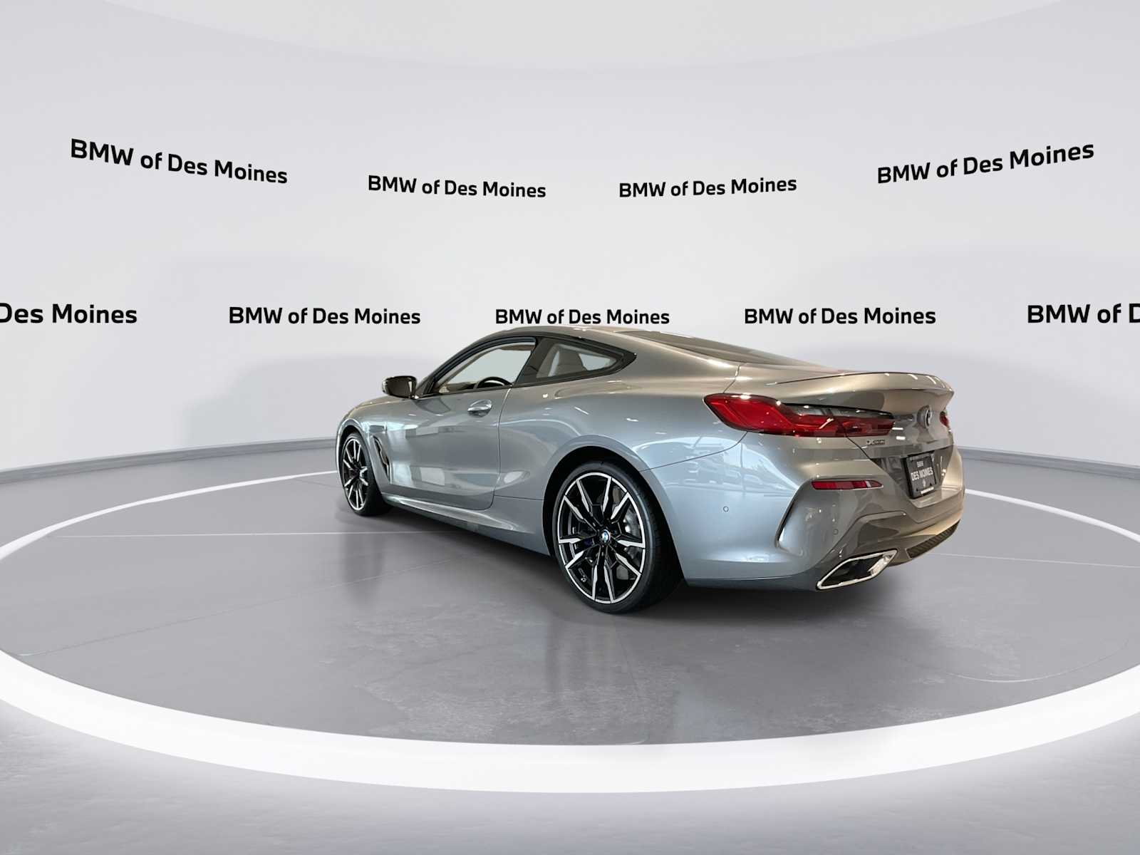Thumbnail: 2026 BMW 8 Series - 6
