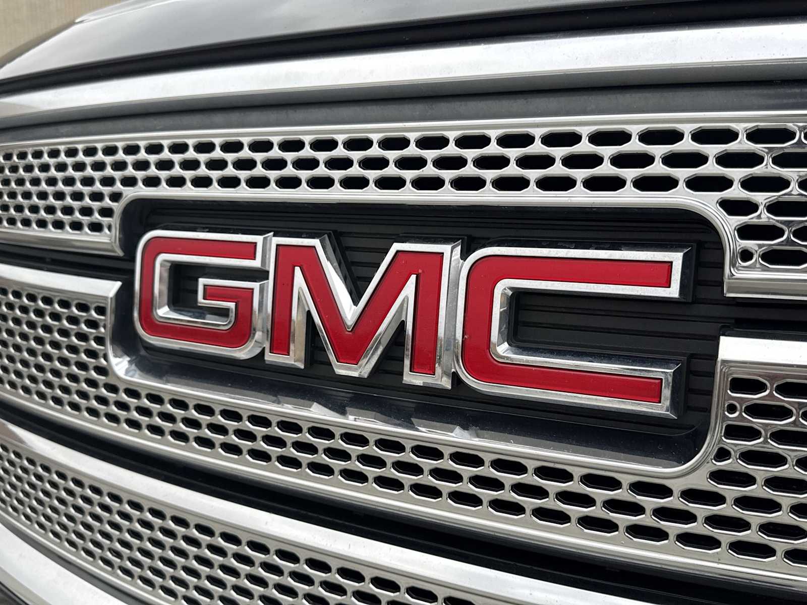 Thumbnail: 2013 GMC Acadia - 12