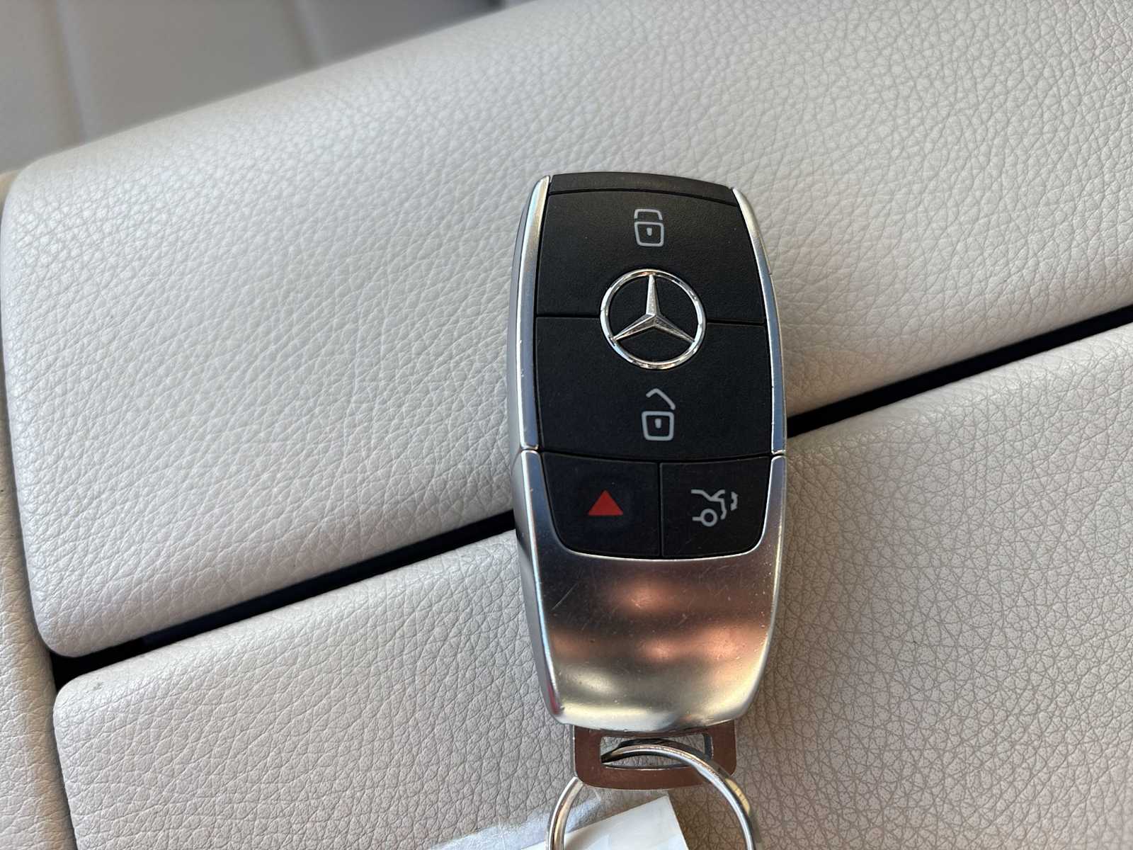 Thumbnail: 2022 Mercedes-Benz GLS - 33