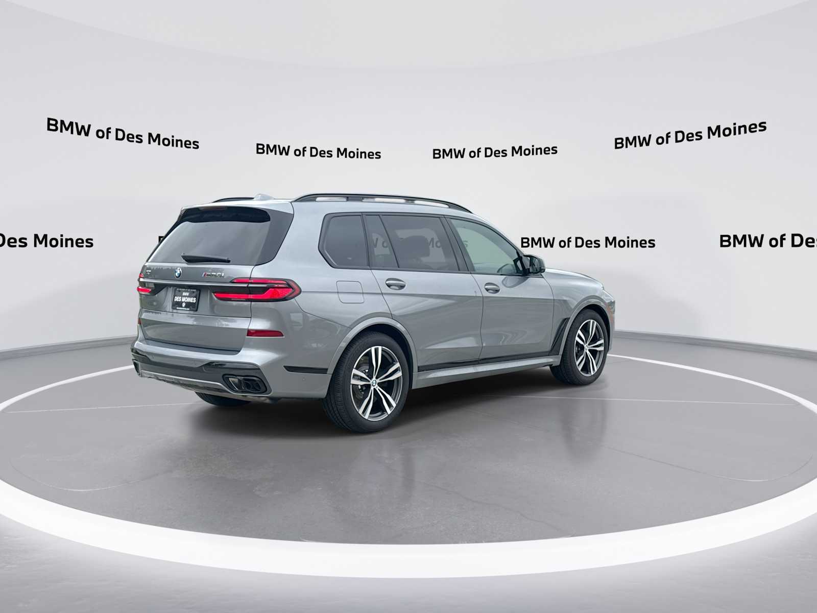 Thumbnail: 2026 BMW X7 - 8